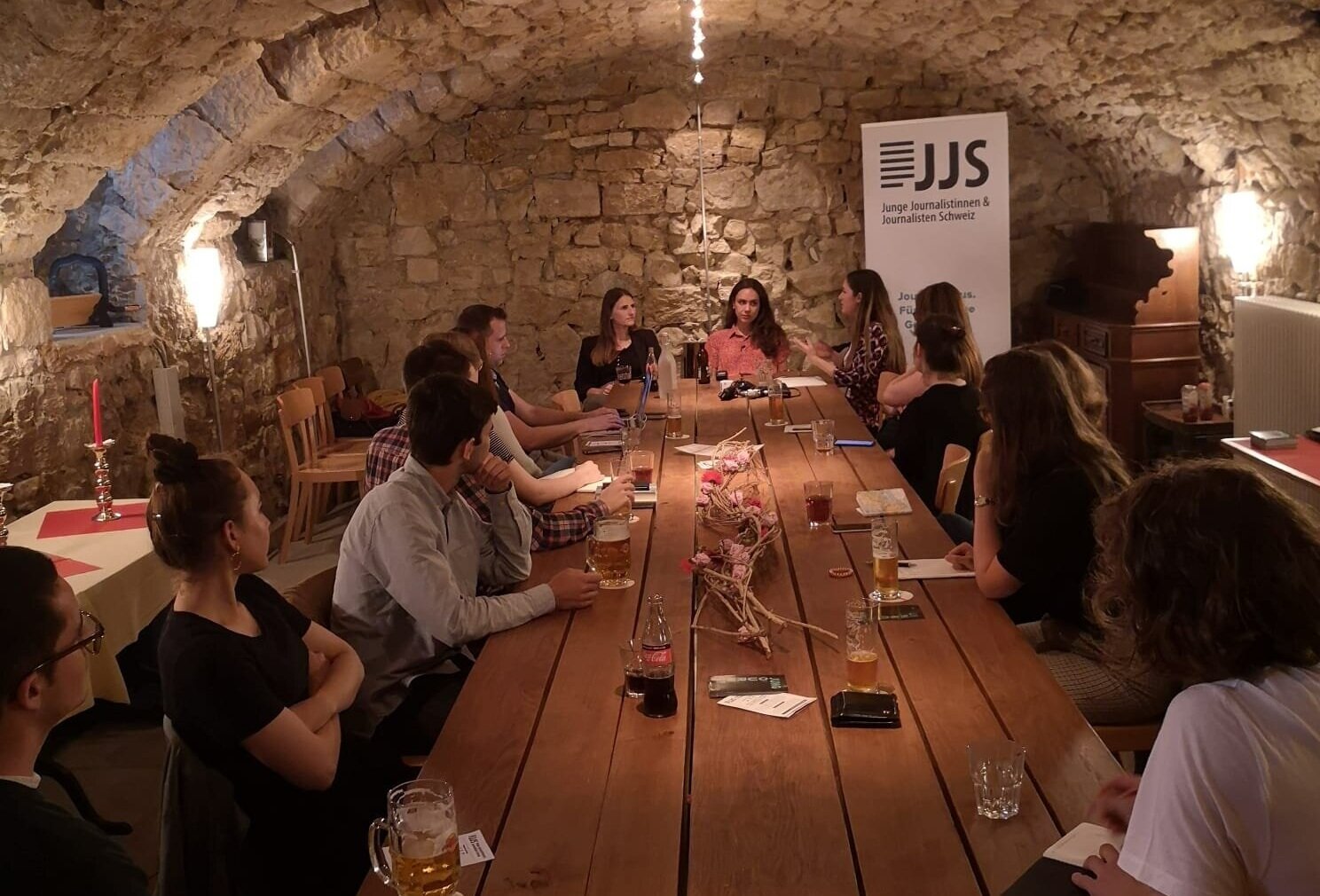 Wie?So! mit Fiona Endres und Anielle Peterhans zu den  #Cryptoleaks-Recherchen — Junge Journalistinnen und Journalisten Schweiz