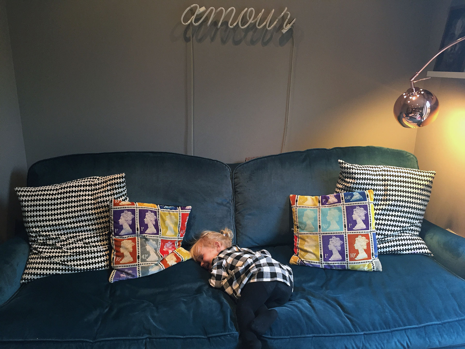STELLA 'BEHAVING' DURING THE STYLE AT HOME PHOTOSHOOT
