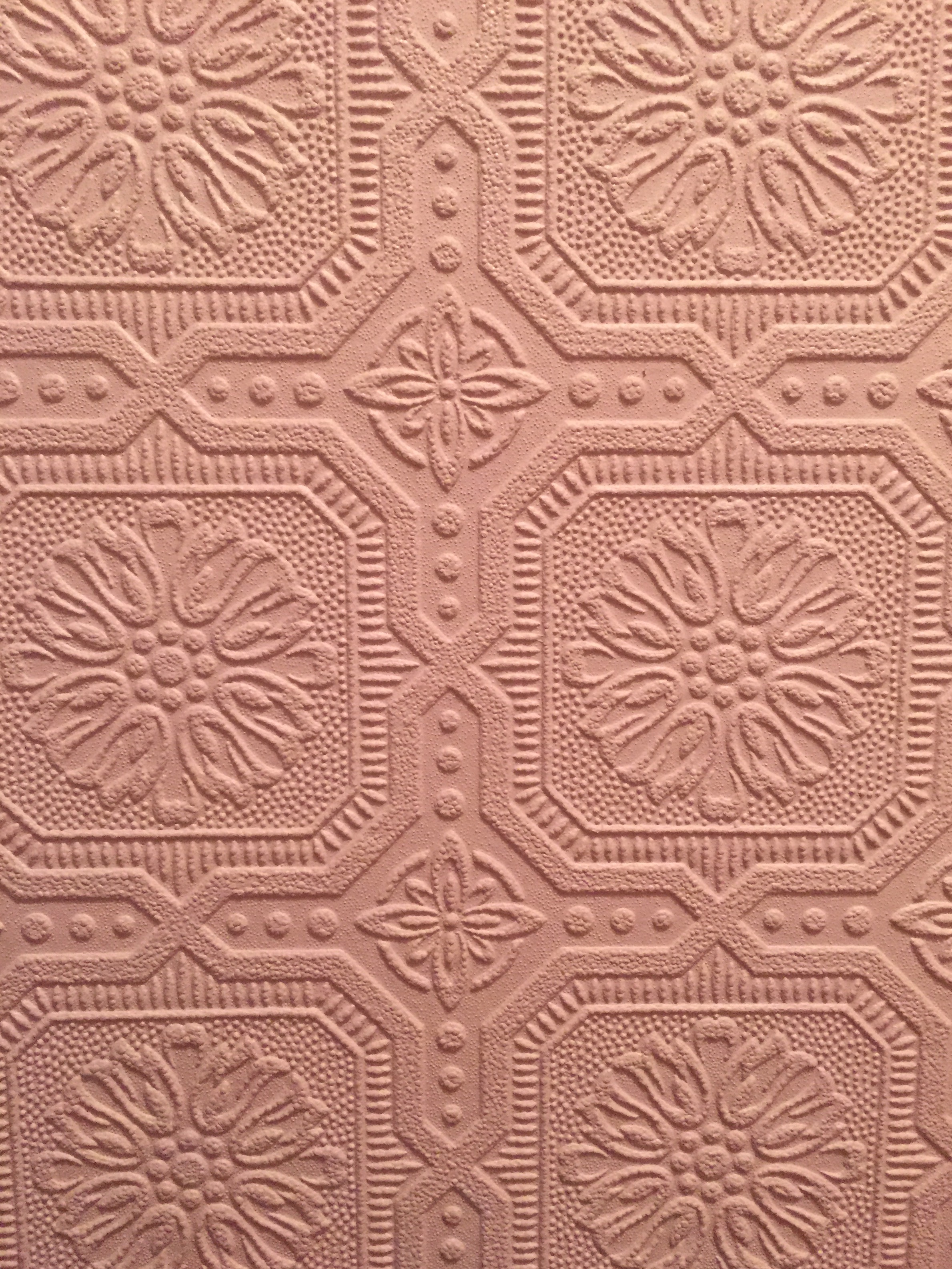 The Anaglypta wallpaper found in the house inspired the Mary bed linen collection