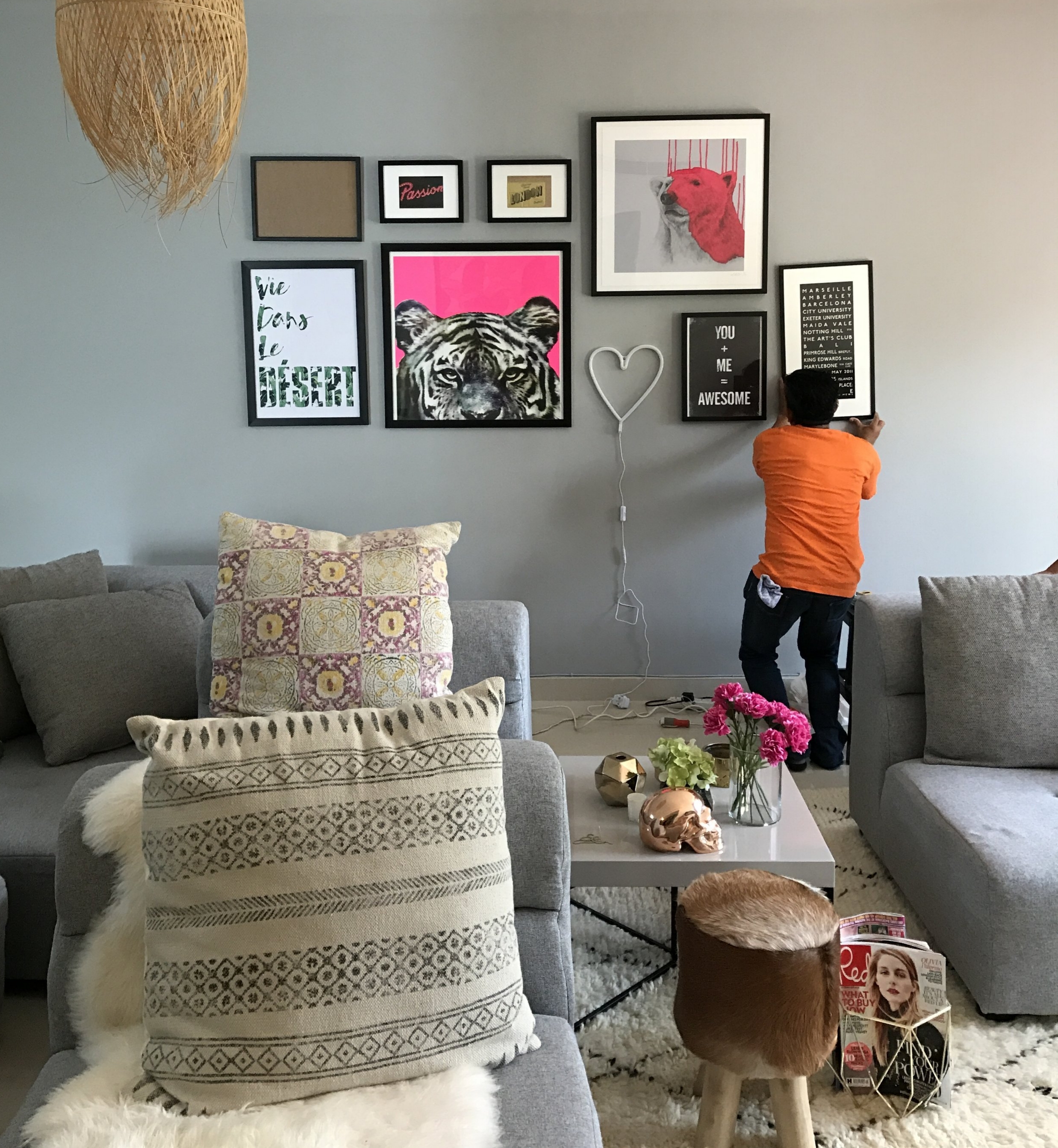 At Stella + the Stars, a trusted handyman (see here in action) is key to a successfully installed gallery wall (and a happy marriage). 