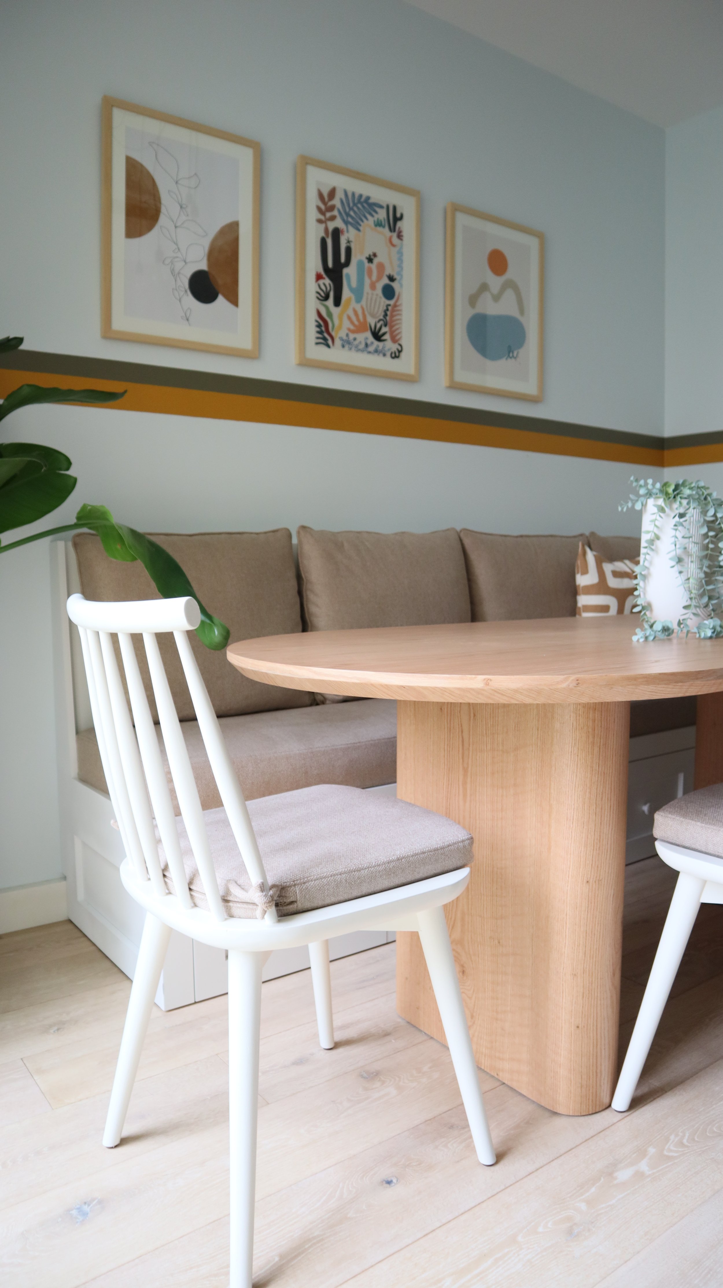 Smart Dining Nook