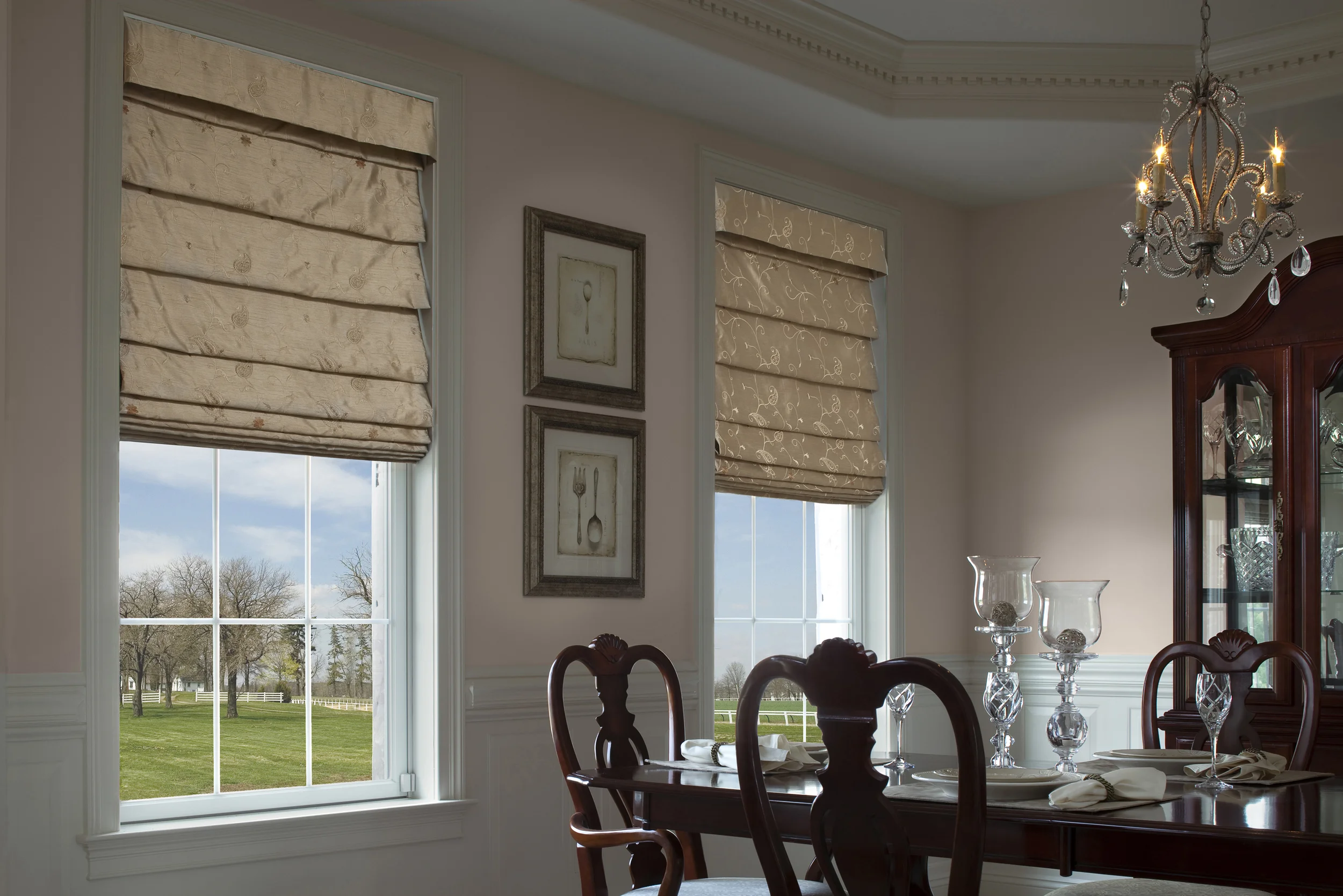 Lutron Roman Dining.jpg