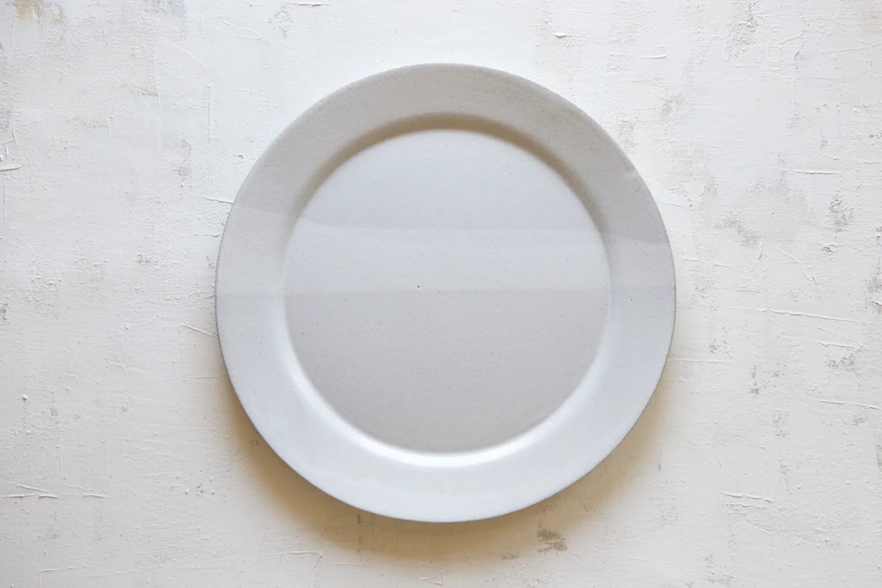 400-Moons—Dinner-Plate.jpg