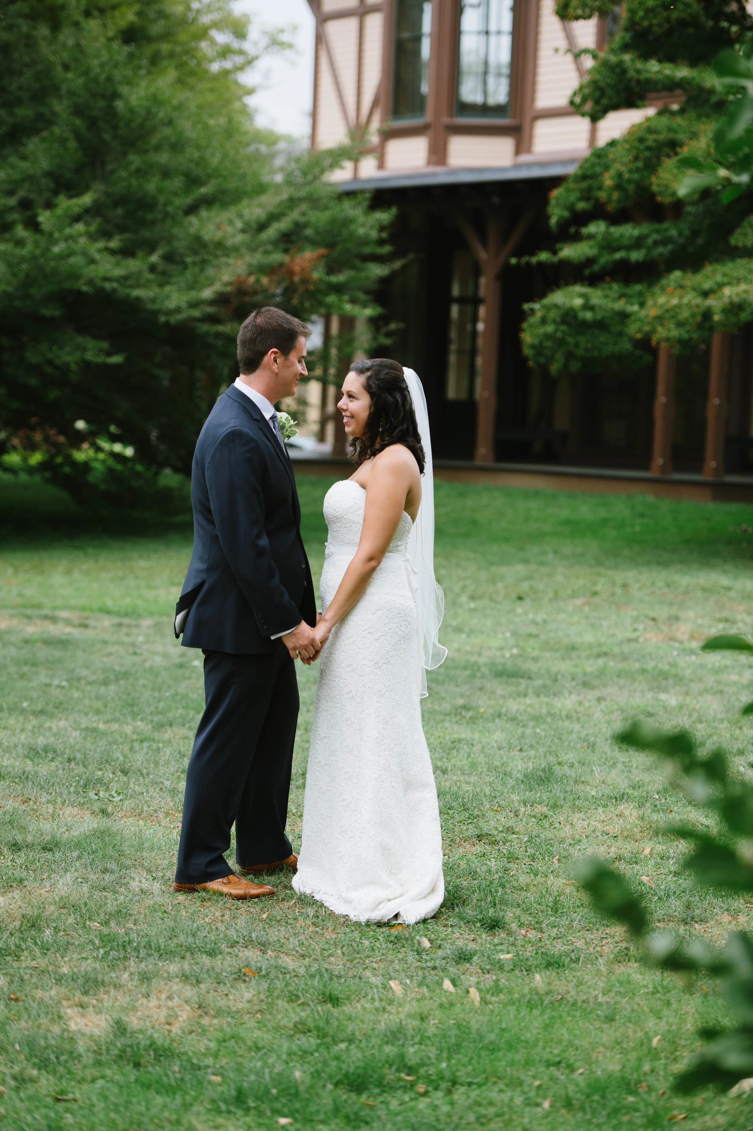 Easton_Beach_Rotunda_Wedding-12.jpg