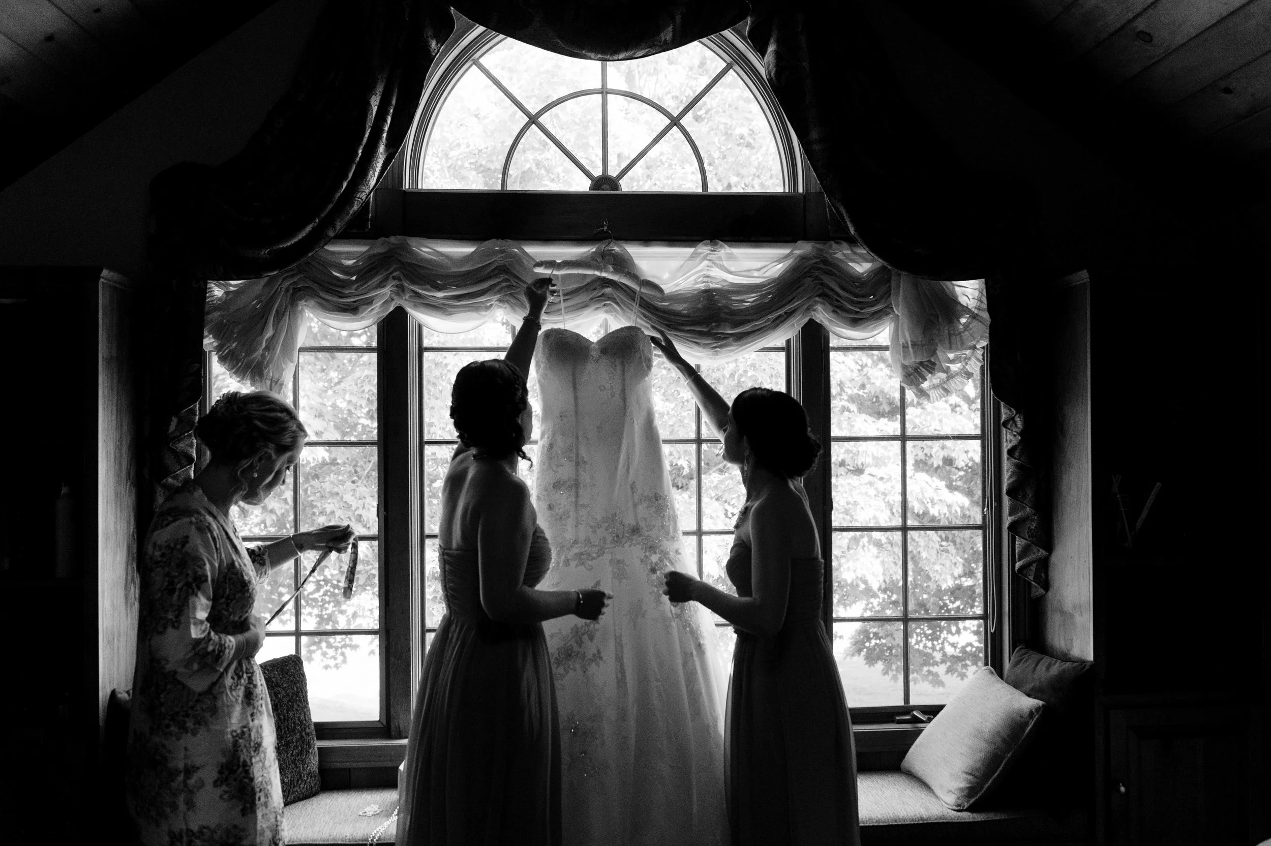 Lauren + Kevin: Zukas Hilltop Barn Wedding, Spencer, MA