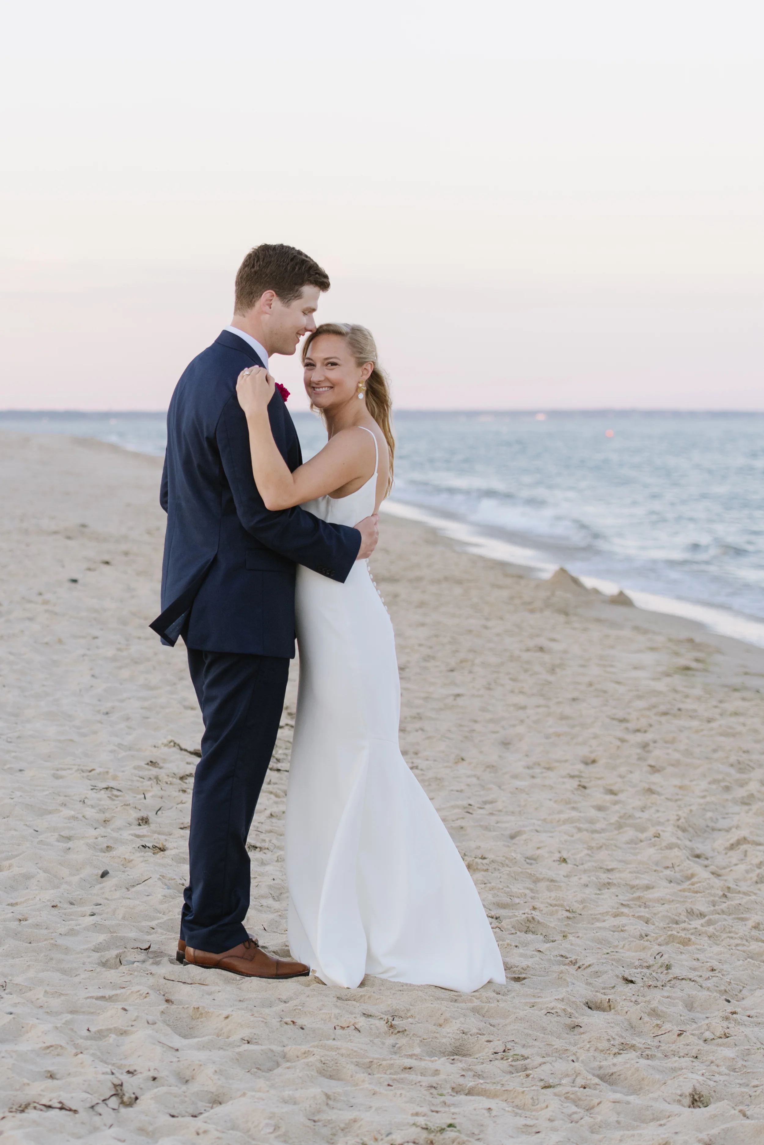 The Popponesset Inn Wedding- Lauren + Steve Sneak Peek