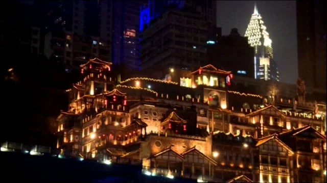 Trailer: "Chongquin die größte Stadt der Welt" N24 Reportage, 2013, 43 Min.