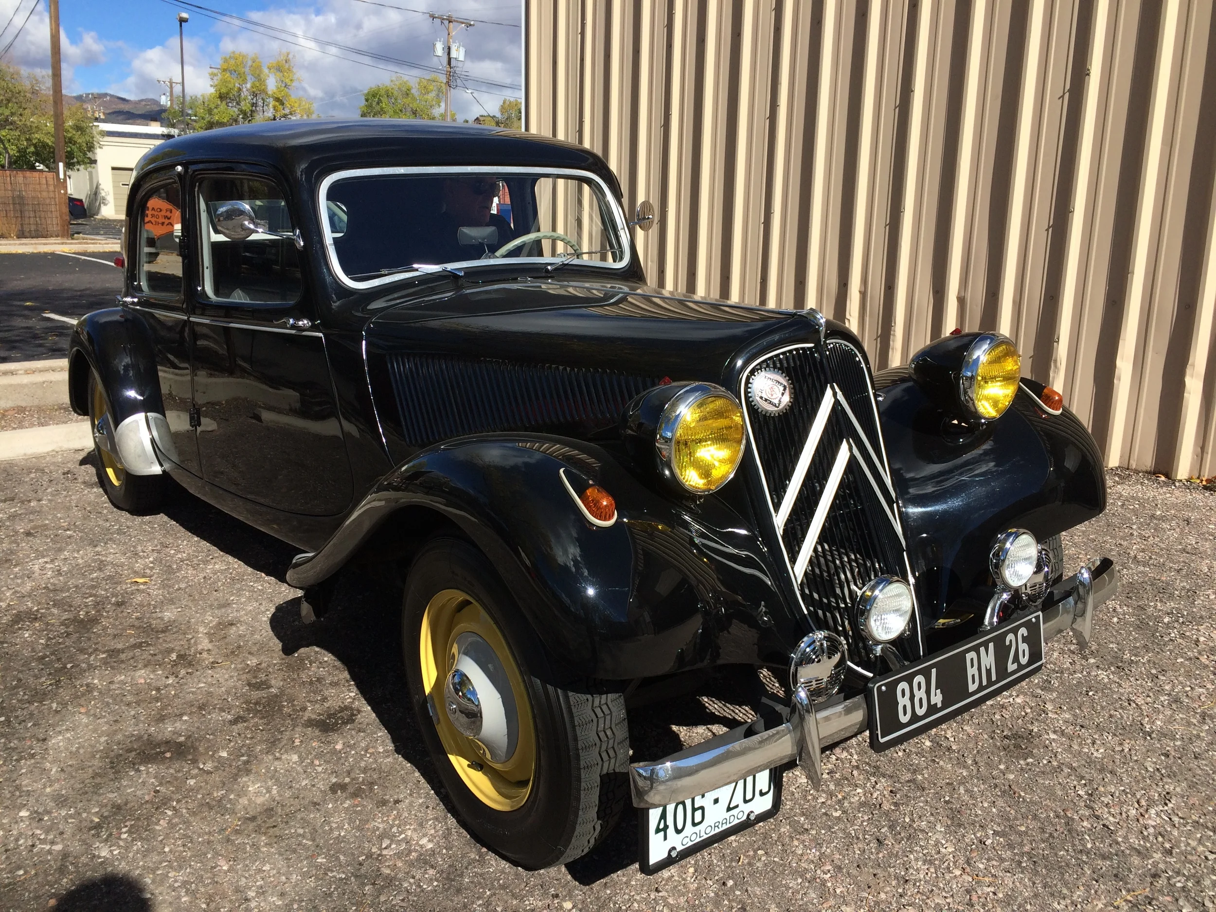 Citroen Traction Avant restoration and upgrades