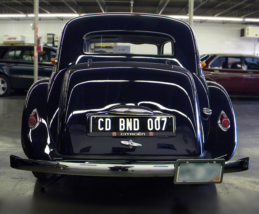 1956 Citroen Traction Avant back.jpg