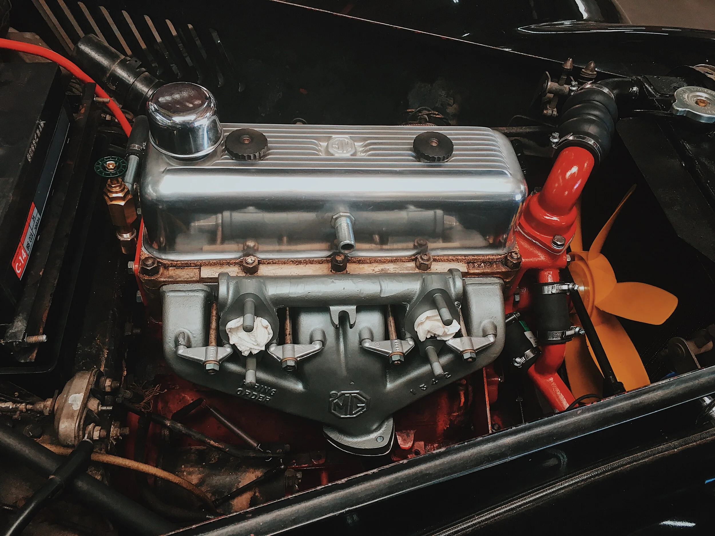 Hot running problems in collector cars with non-cross flow cylinder heads