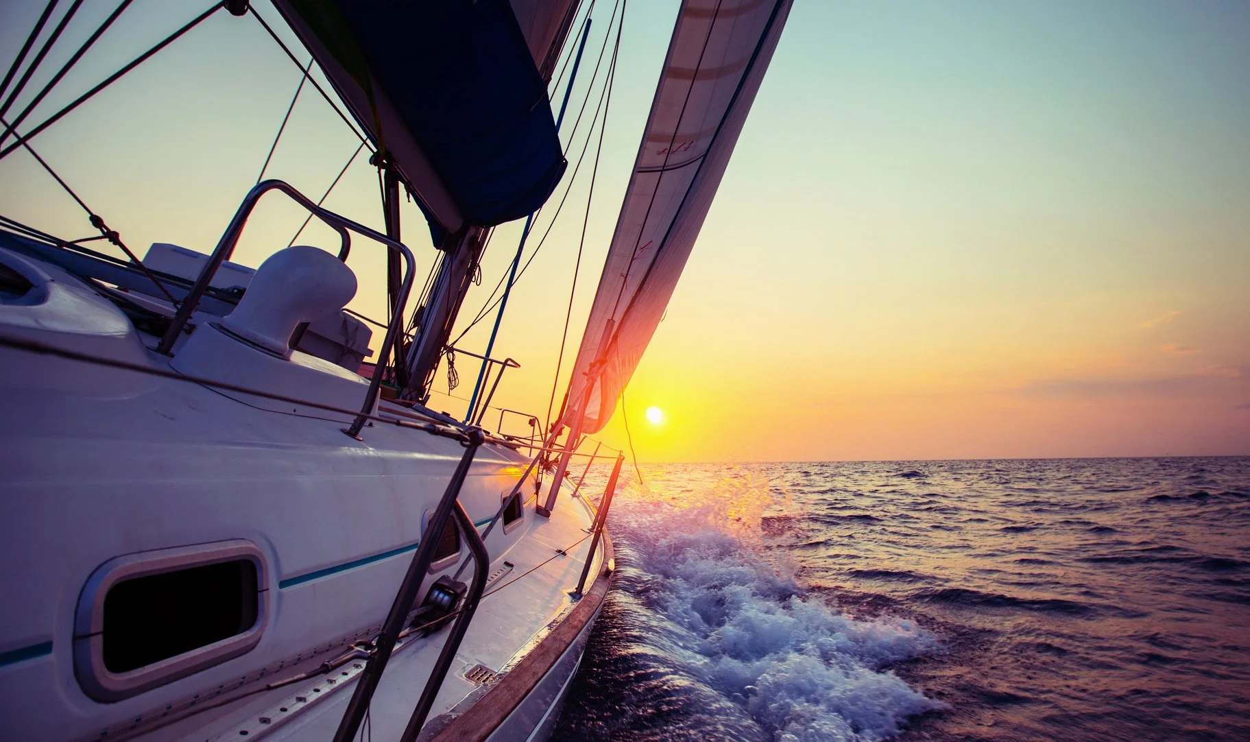 Navigating 21st-Century Challenges by Robin Michael Beach 