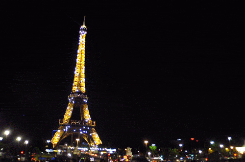 Eiffle-tower.gif