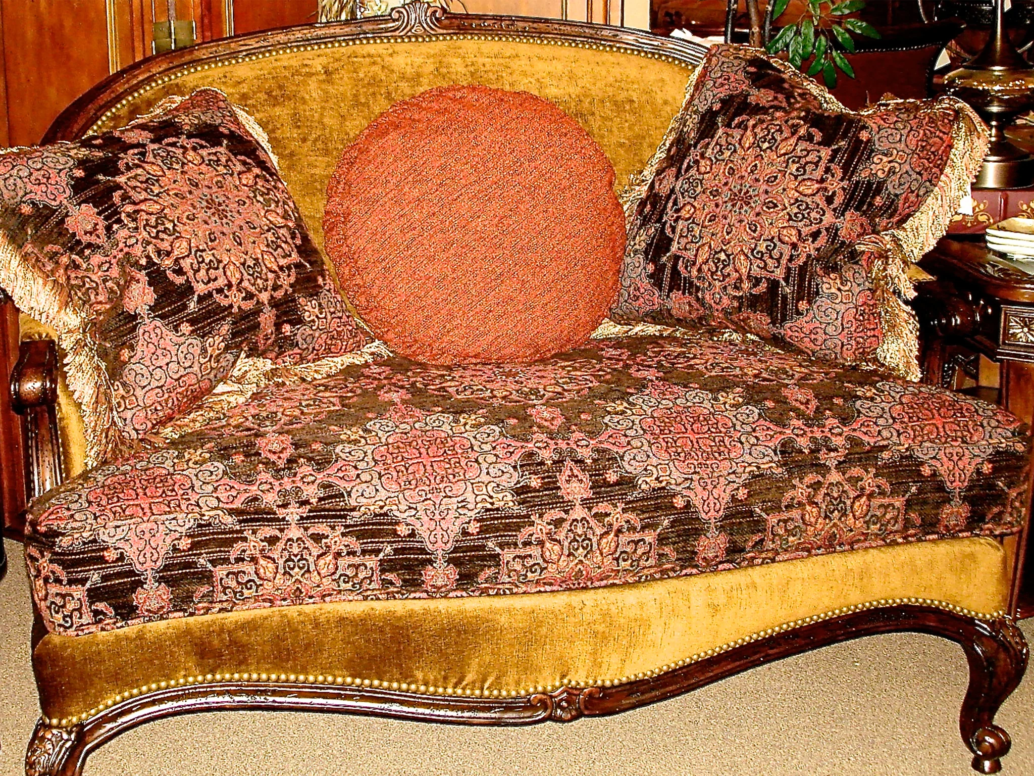 Sofa 11.jpg
