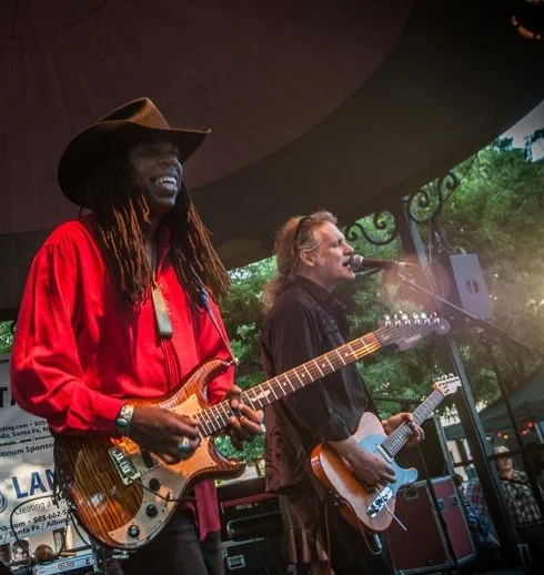 Larry Mitchell The Traveler Tour 2016 w/ Special Guest John Kurzweg