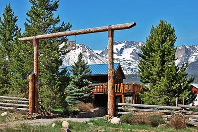 Sawtooth_Retreat_Stanley_Vacation_Rental-001.jpg