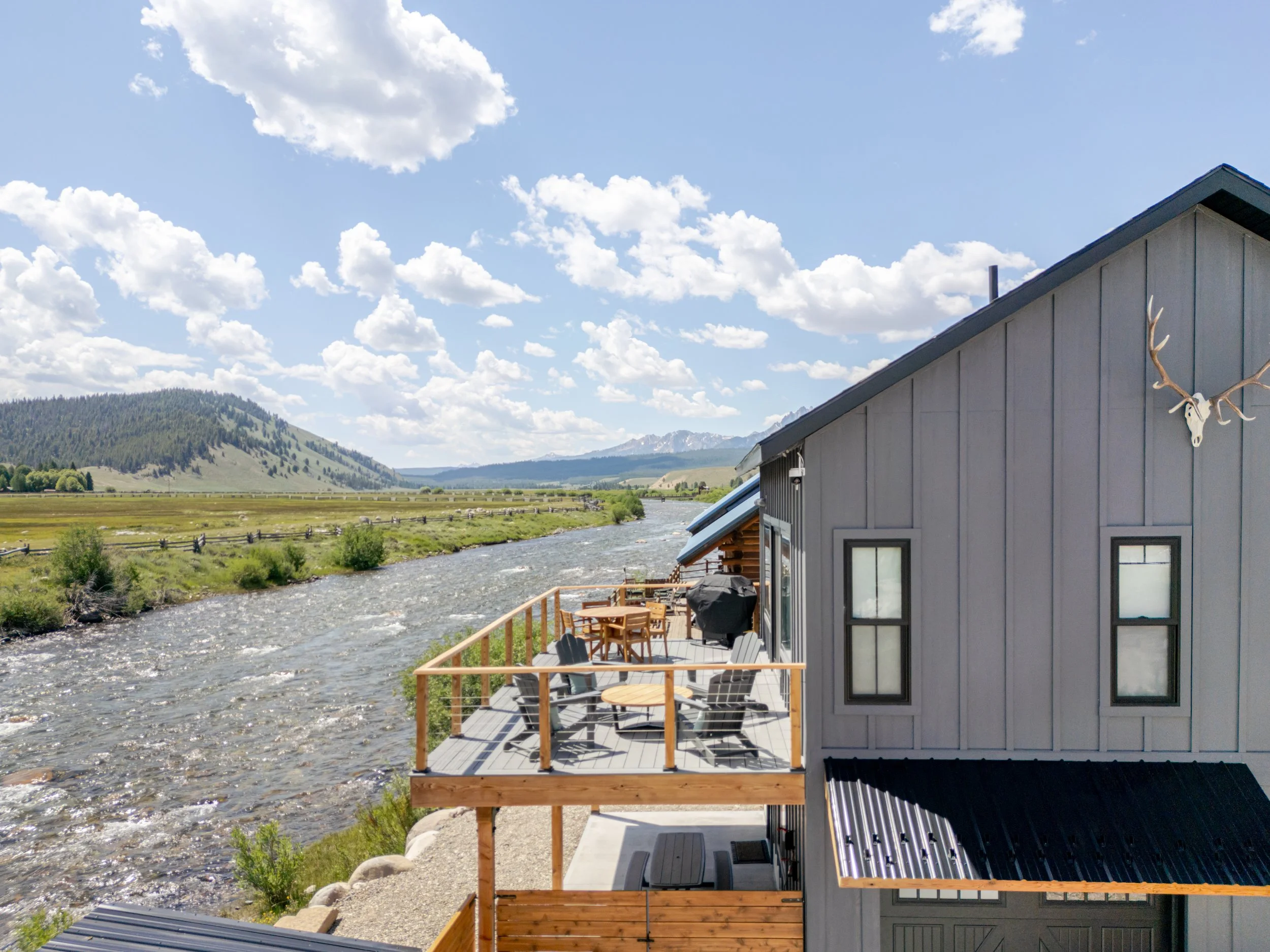Salmon-River-Suite-Stanley-Idaho-0006.jpg