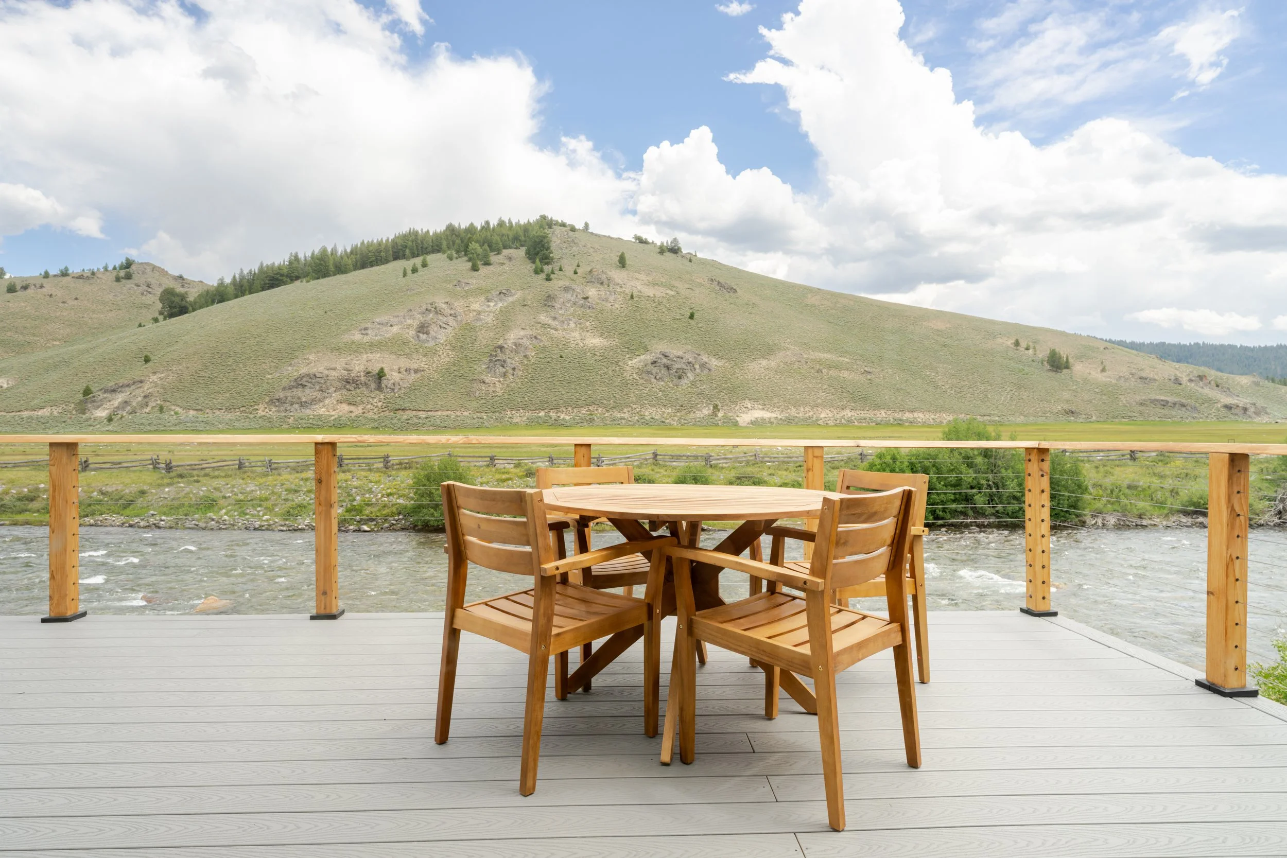 Salmon-River-Suite-Stanley-Idaho-0030.jpg