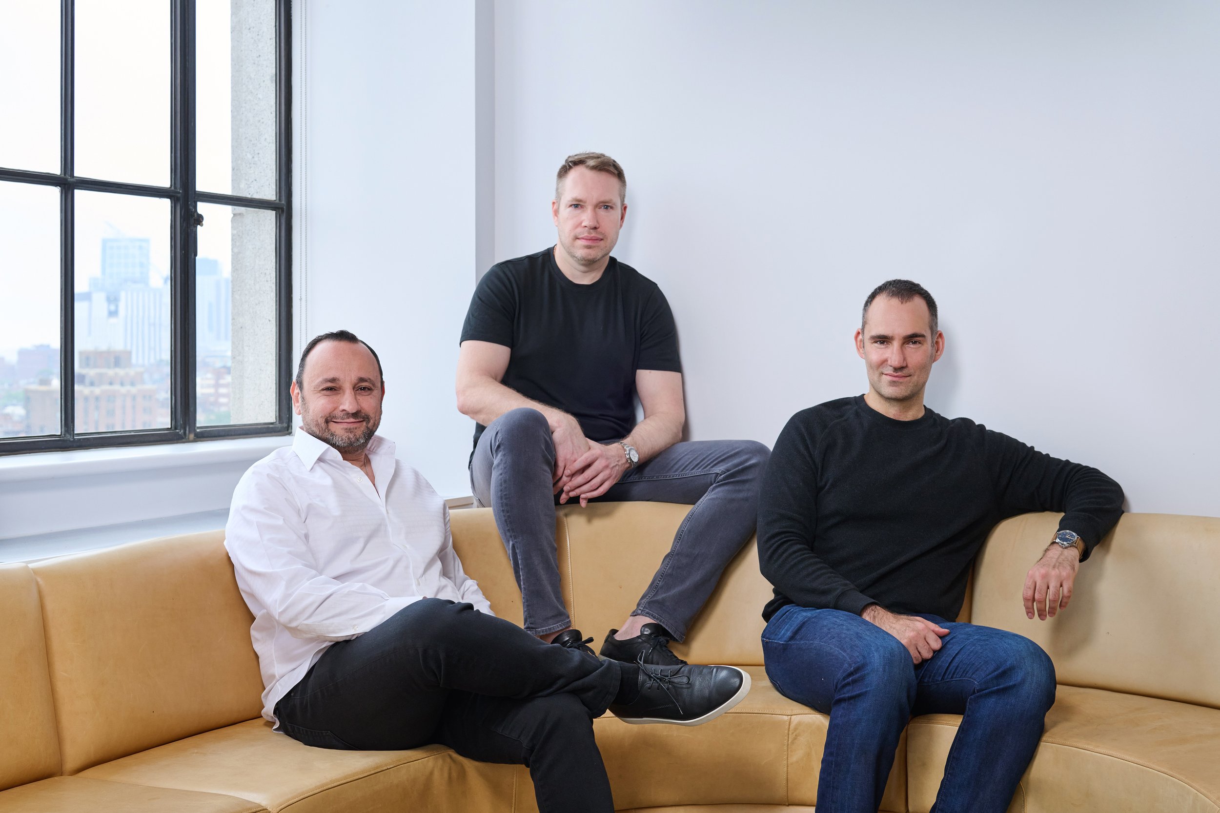 mavenagi9074 copy.jpg