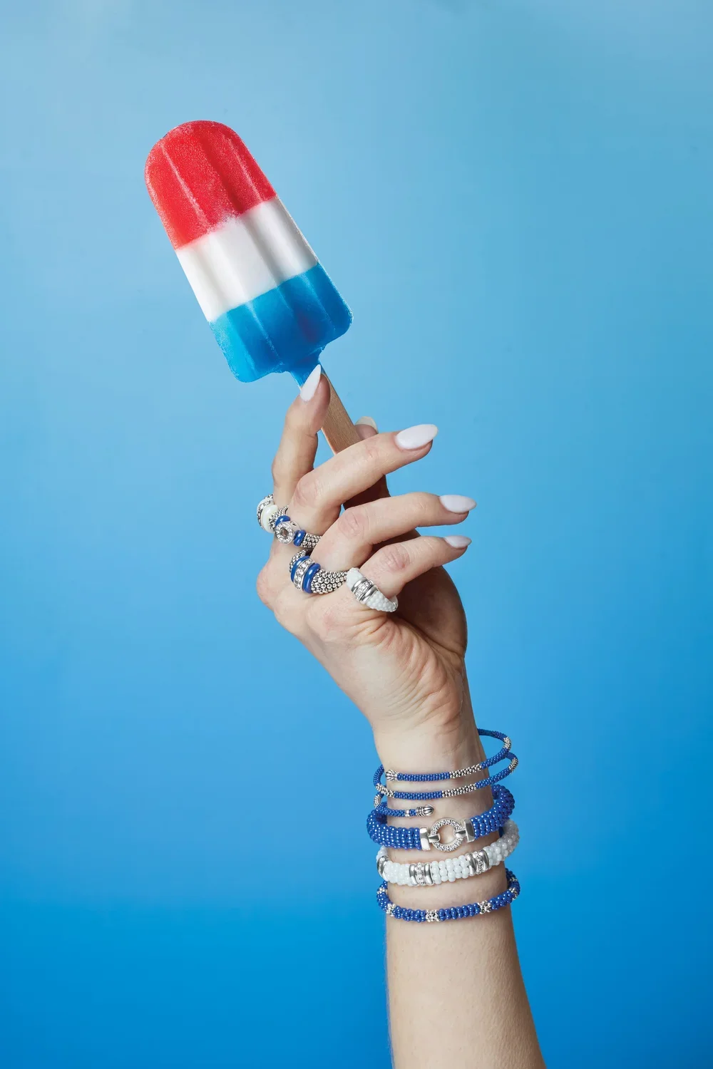 Summer25_4th_Popsicle_Ultra_White_Bracelets.webp