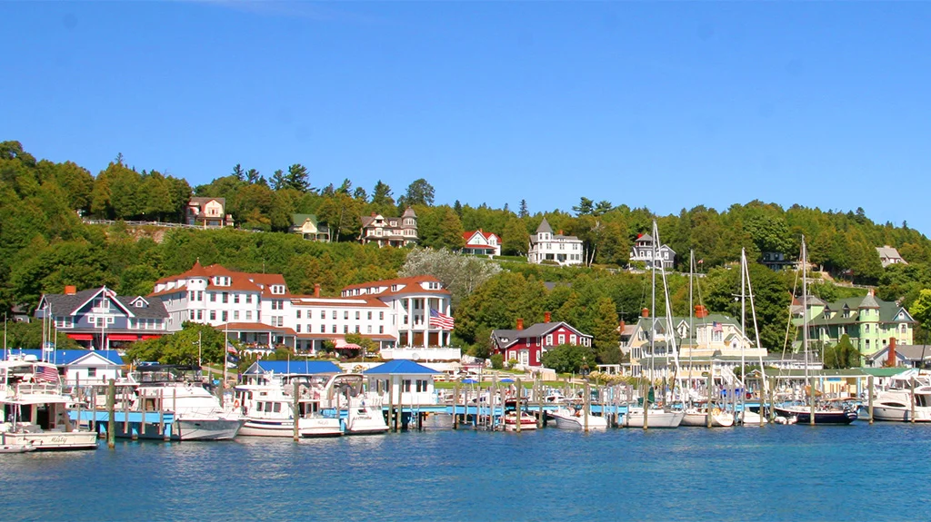 mackinac island port.jpeg