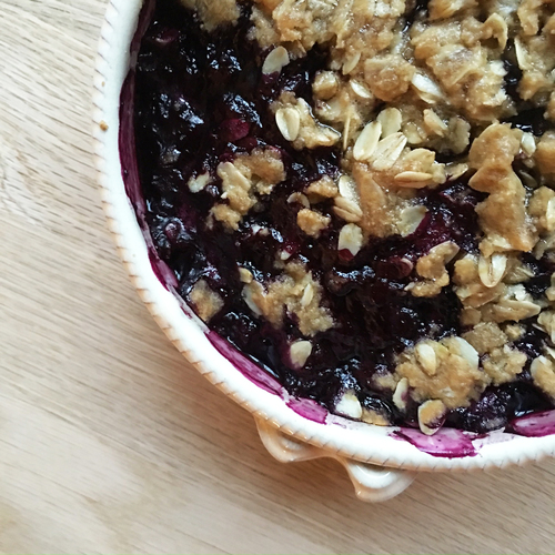 Crumble aux bleuets sauvages