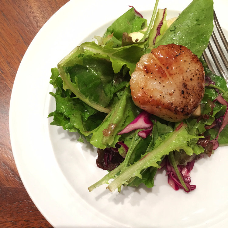 The grilled scallop, prepared on the infrared griddle.