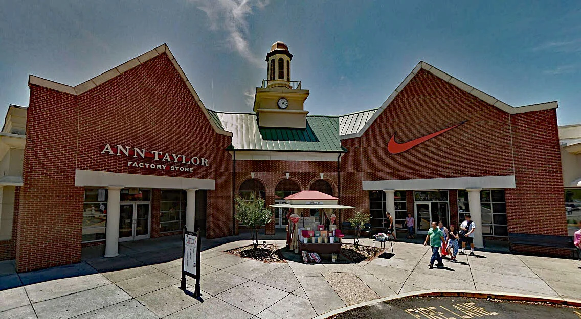 nike williamsburg outlet