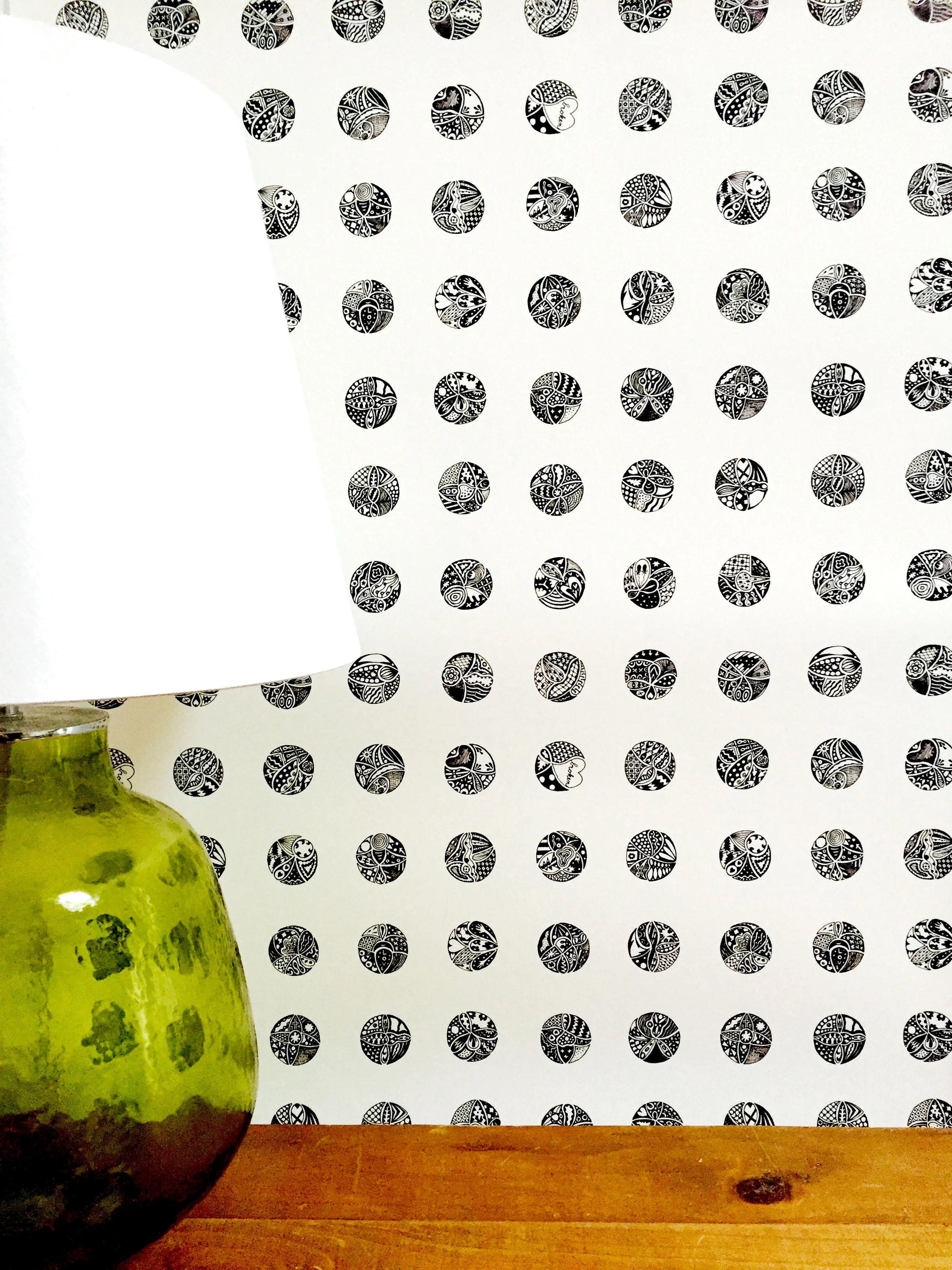 GOLD Collection - 'Dots' Wallpaper