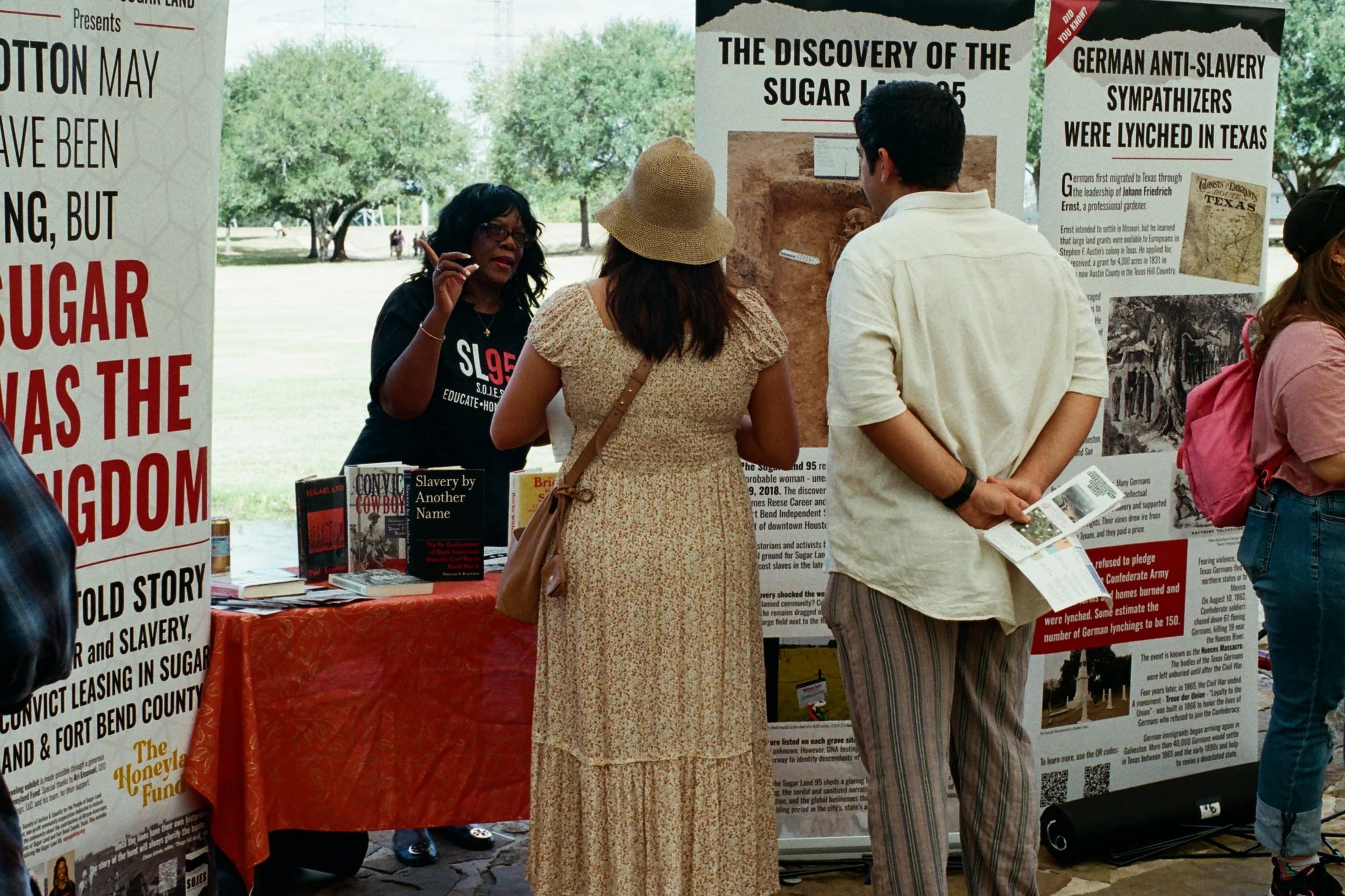  11/15/25, Oyster Creek Park. Photo by César Nieto 