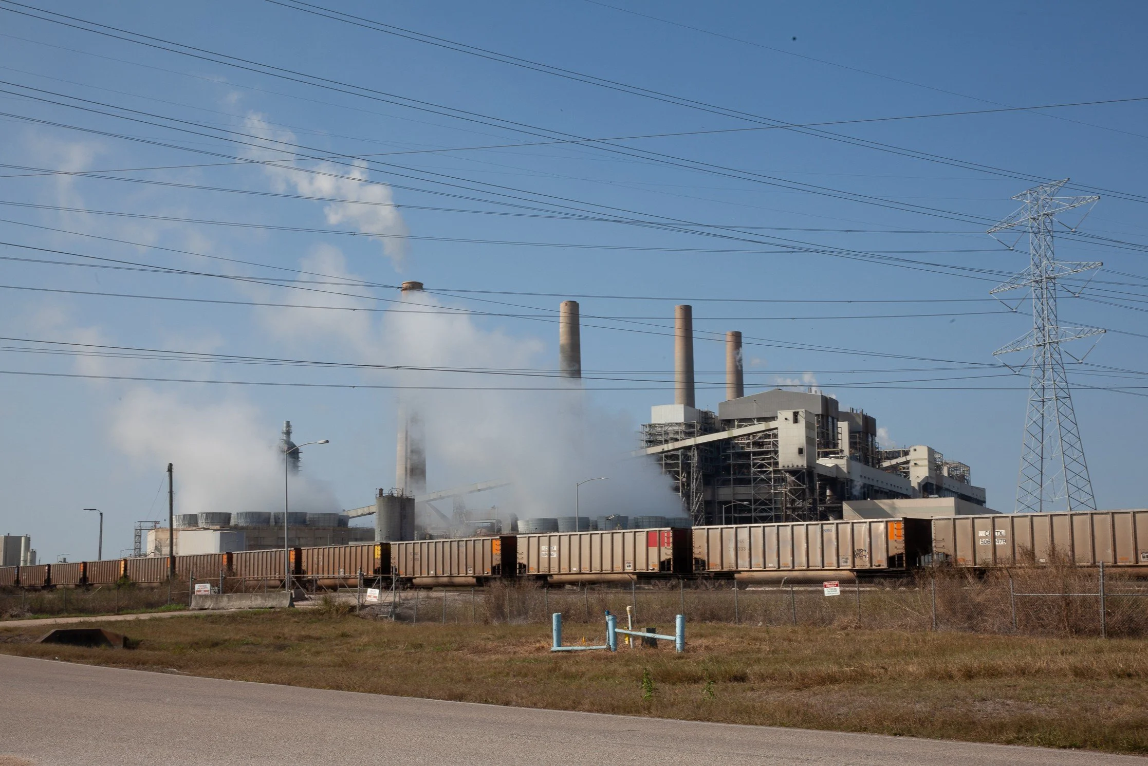  11/22/25, W.A. Parish Generating Station. Photo by James DeClouette 