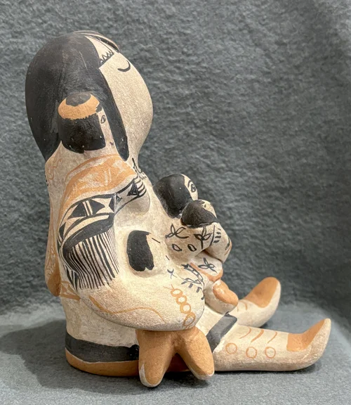 コチチ ストーリーテラー／Cochiti 陶器人形 Storytellers & Figurines
