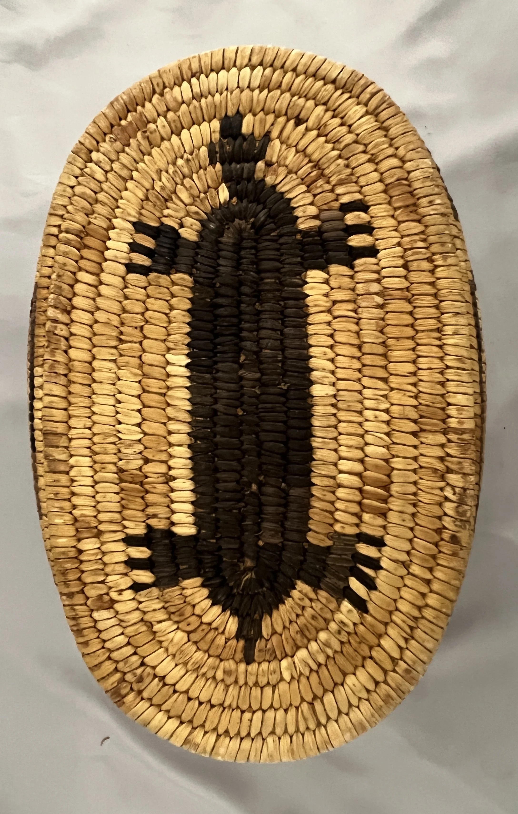 Oval bottom.jpg