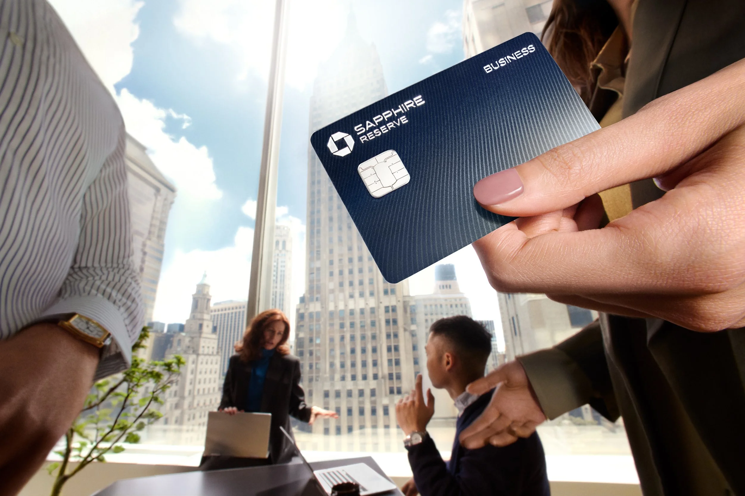 JW_Chase_Palm_Day2_OfficeSkyline_773_PG_F12.jpg