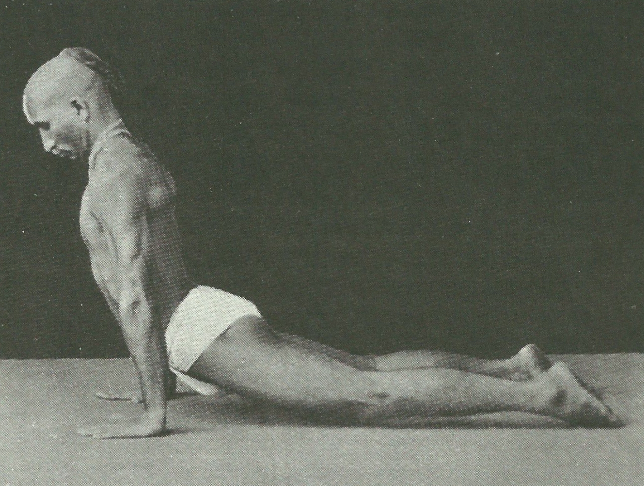 T Krishnamacharya demonstrating Upward Facing Dog