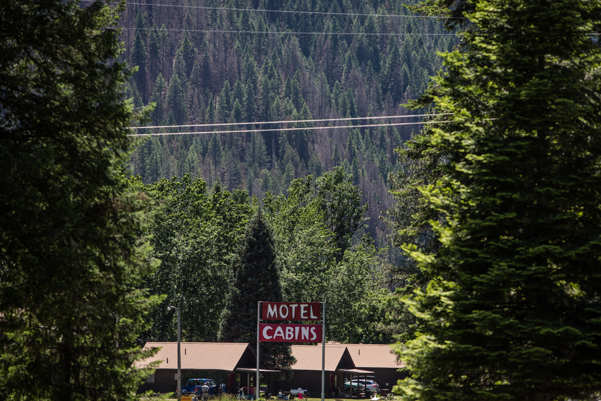 motel, cabins