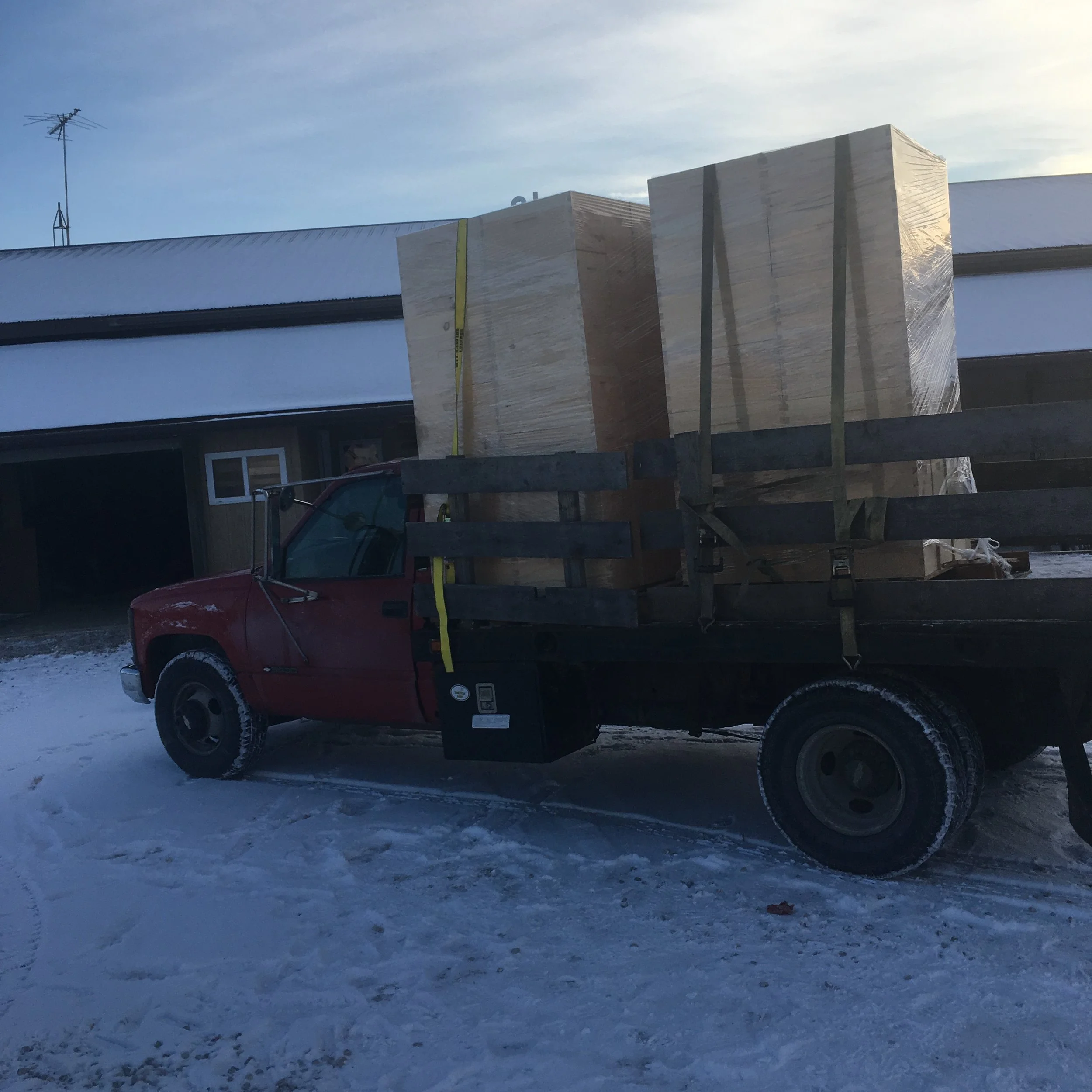Yes, we're selling nucs this year! (Stay tuned.)