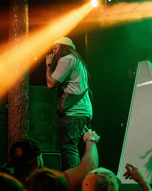 ezgif.com-video-to-gif (1).gif