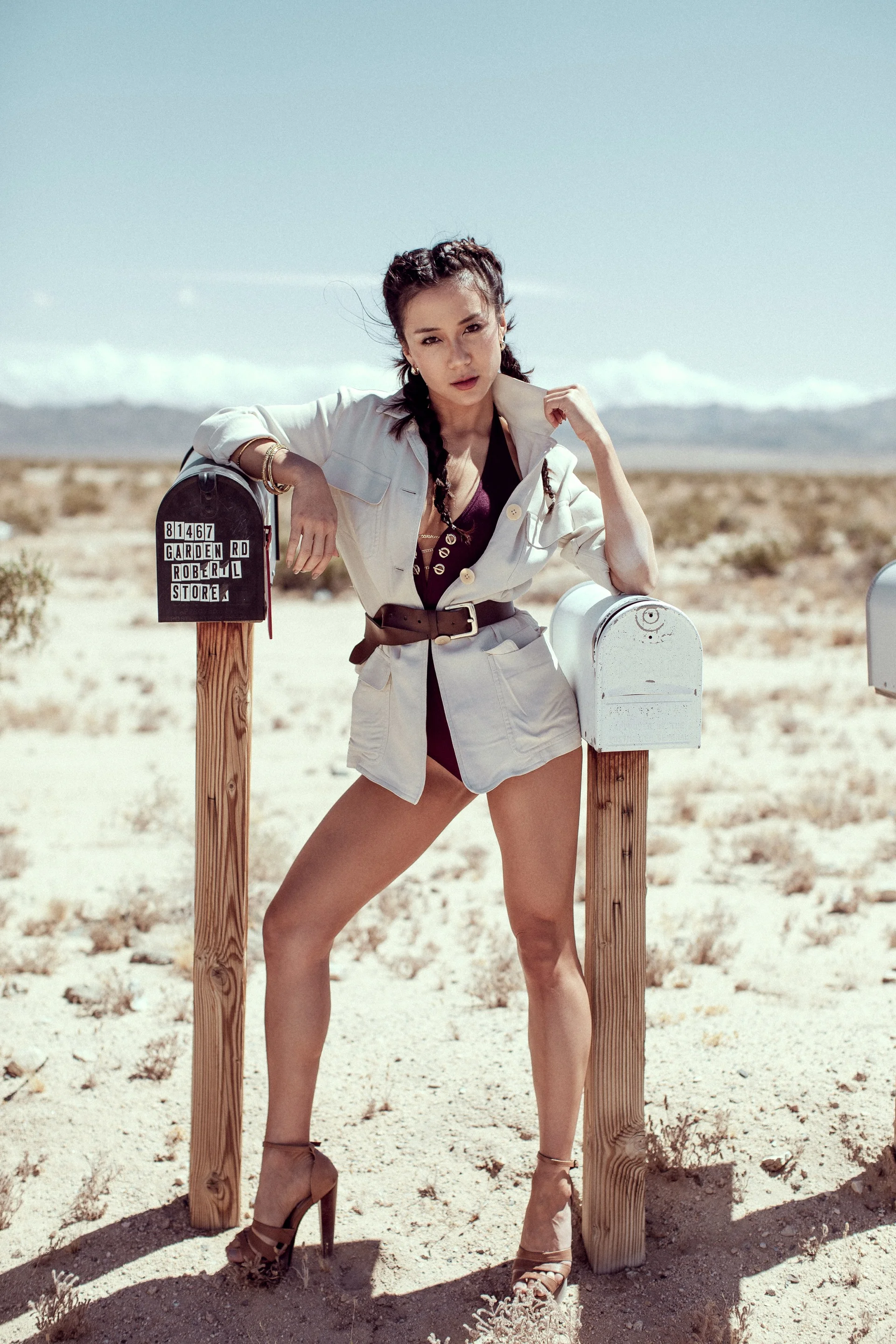 Angela Zhou at Joshua Tree by Dali Ma-1266-Edit.jpg