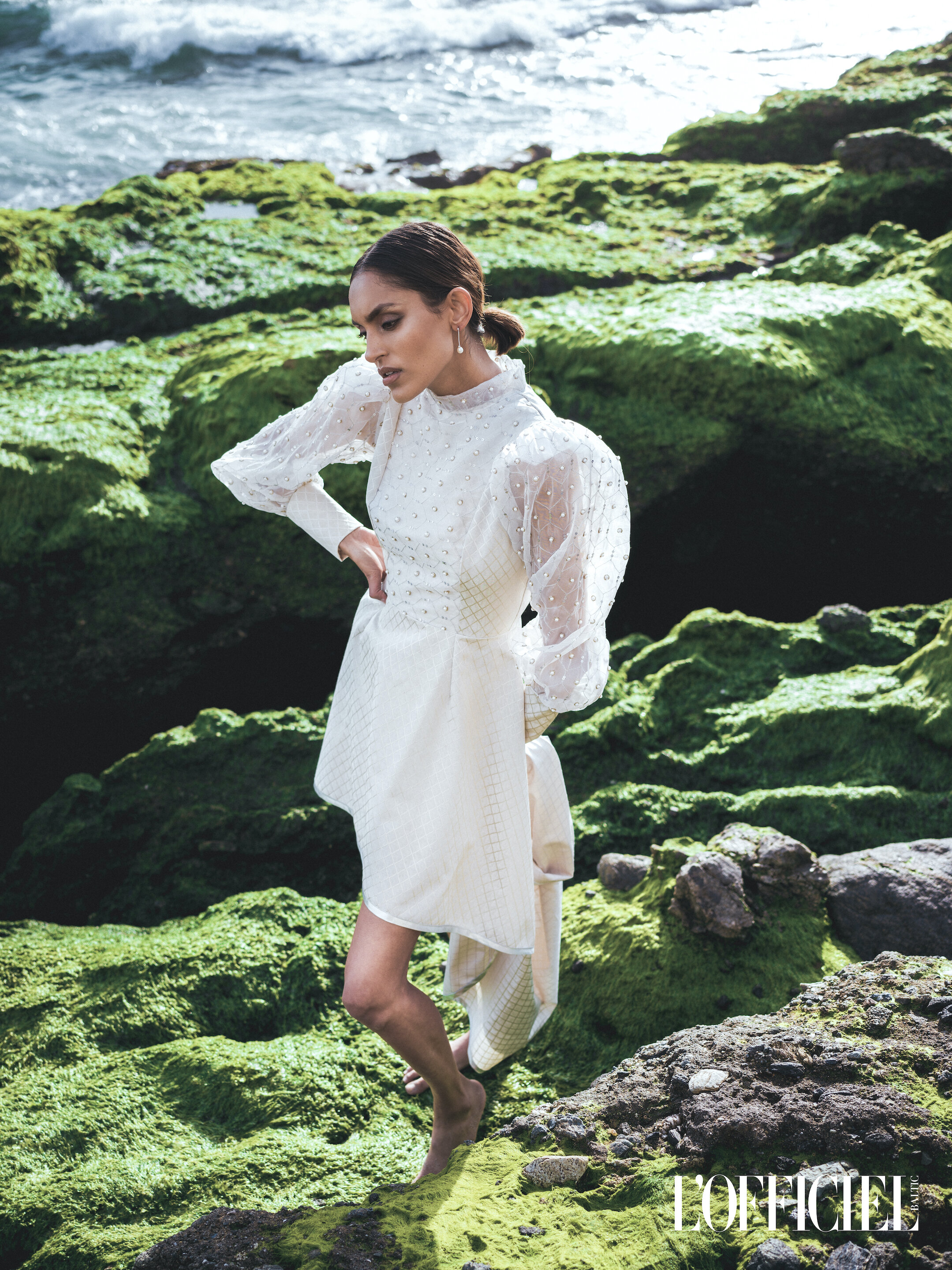 Aqua by Dali Ma on L'Officiel Baltics 13.jpeg