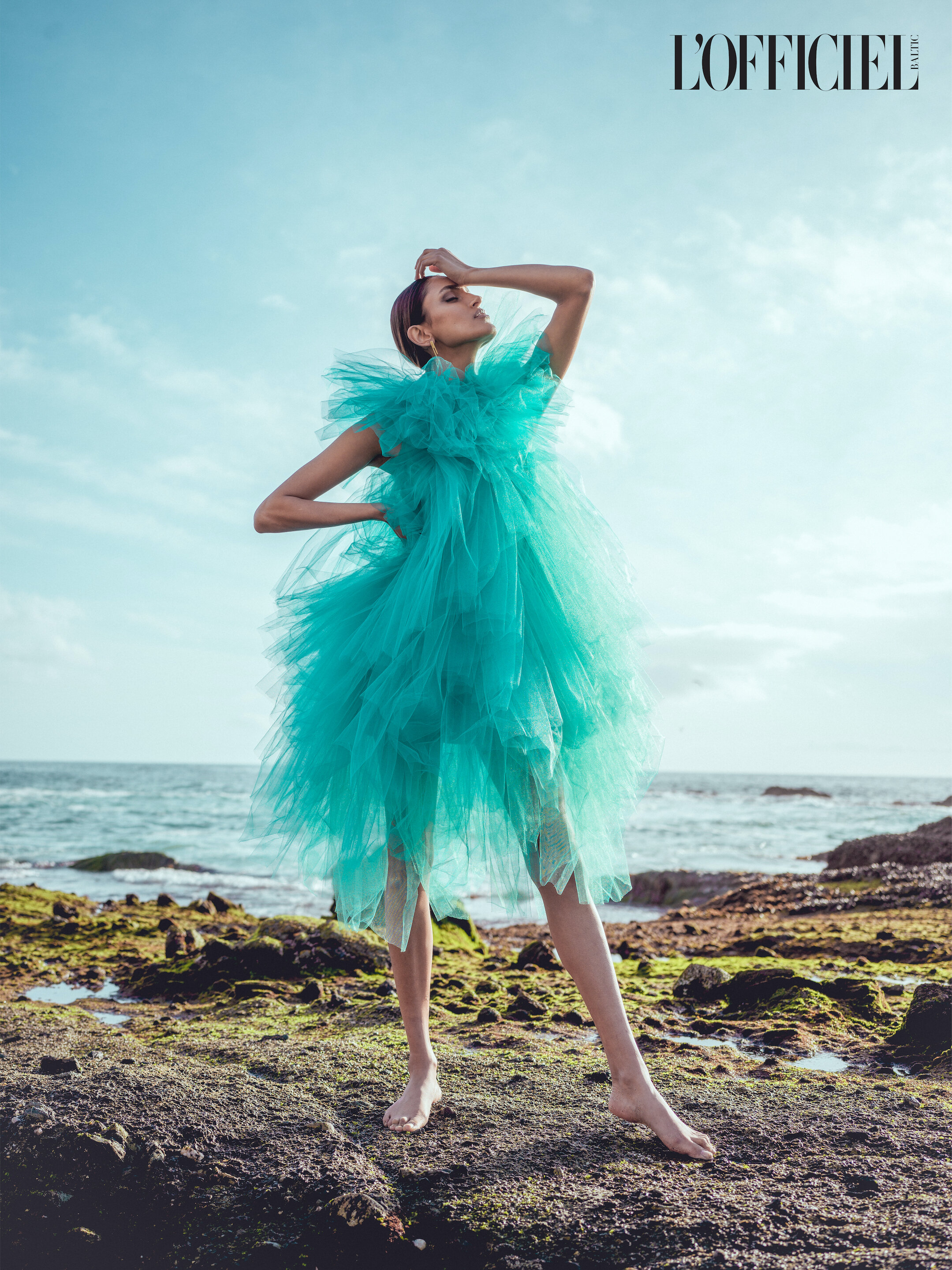 Aqua by Dali Ma on L'Officiel Baltics 14.jpeg
