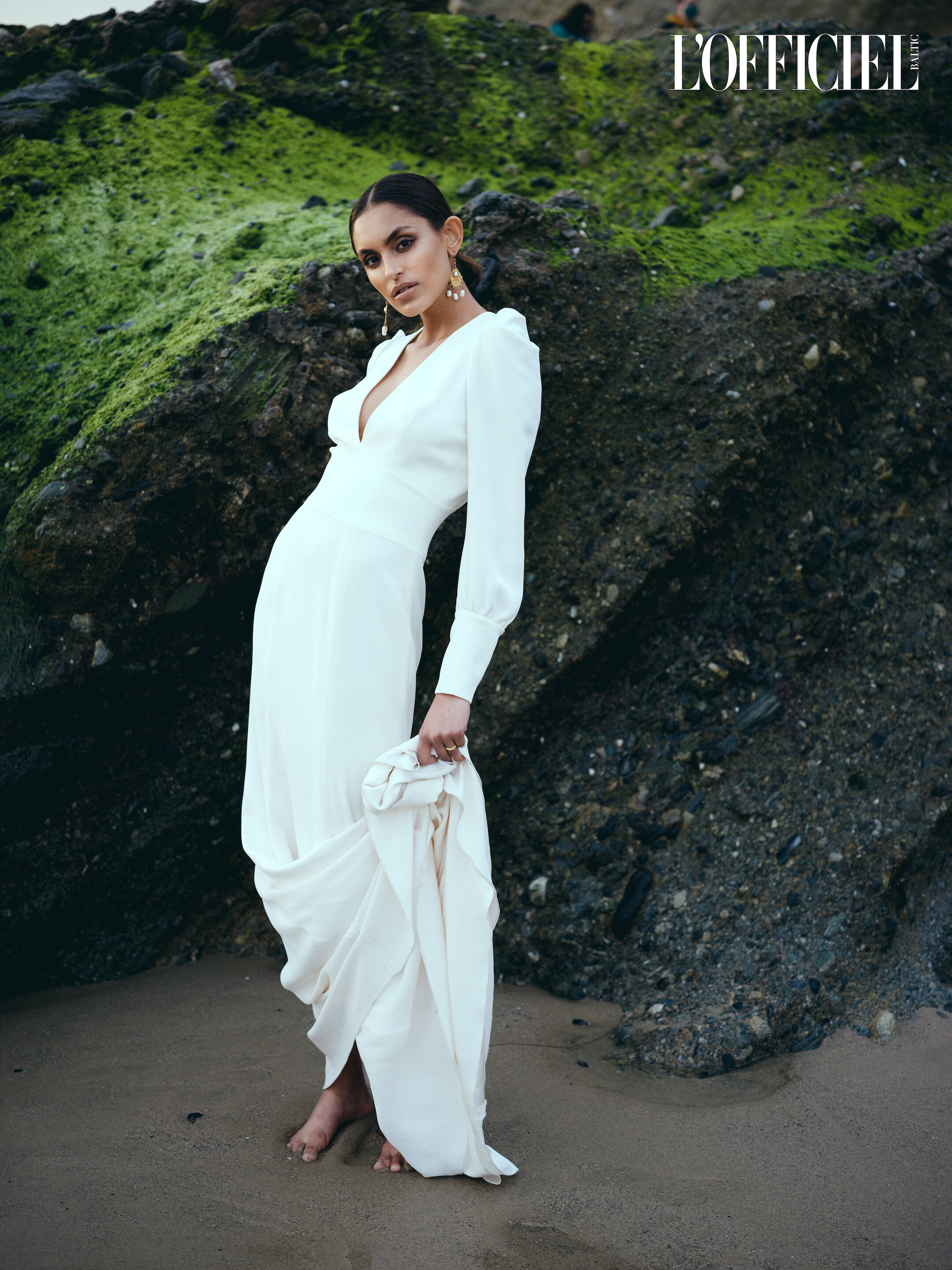 Aqua by Dali Ma on L'Officiel Baltics 23.jpeg