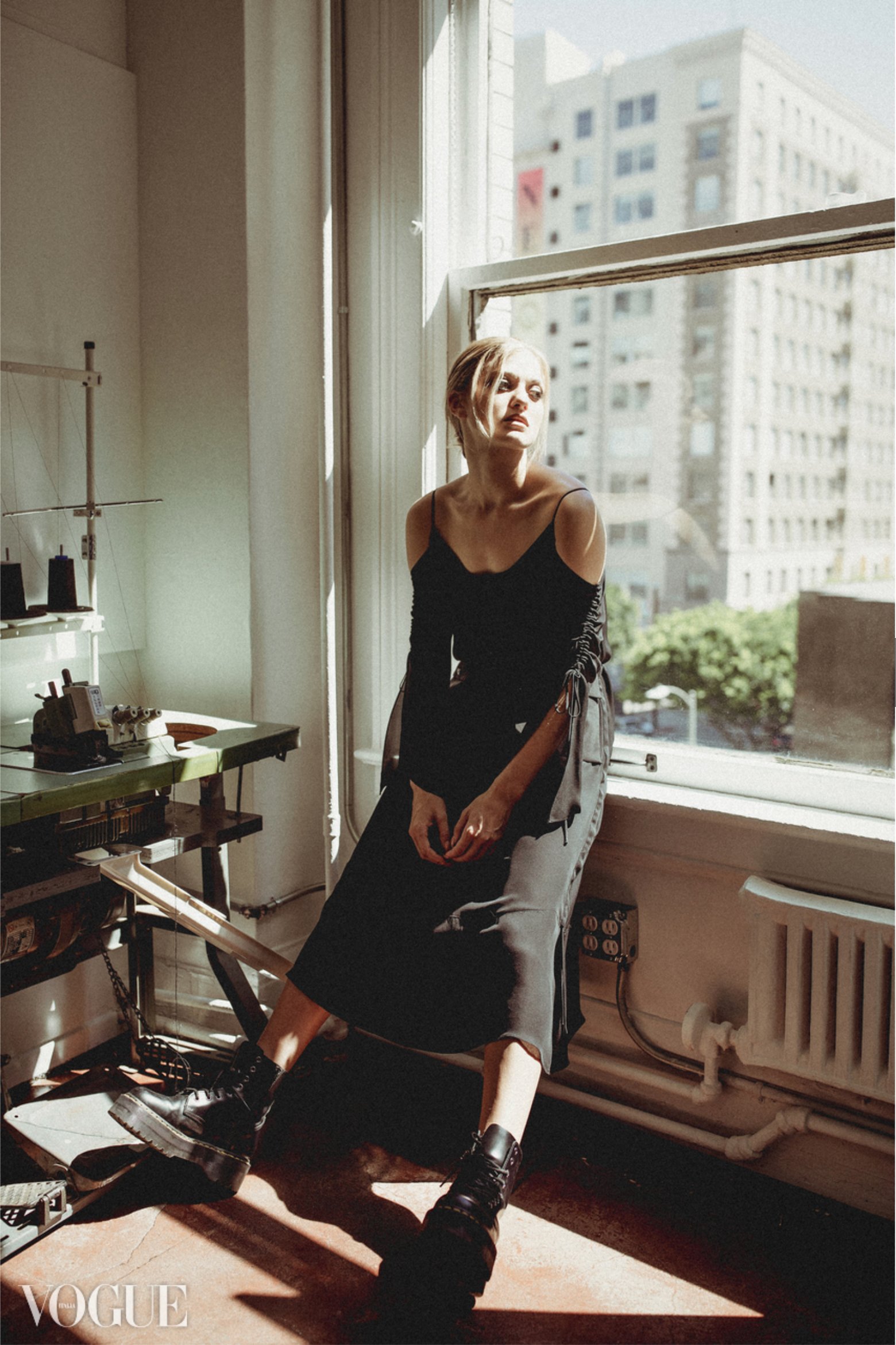 Sian Slingerland on Vogue Italia by Dali Ma.jpeg
