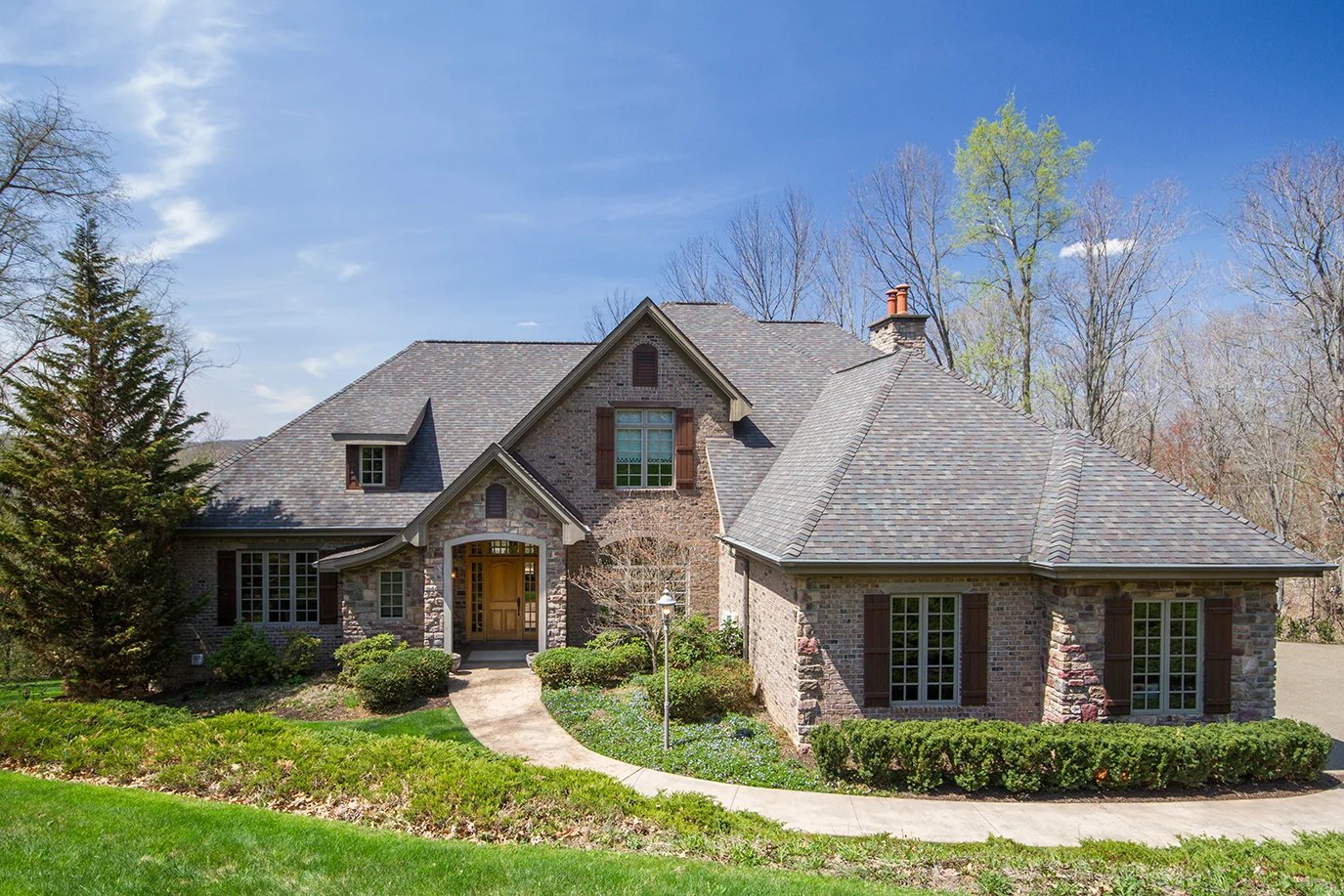 115-LInksview-Drive-02.jpg