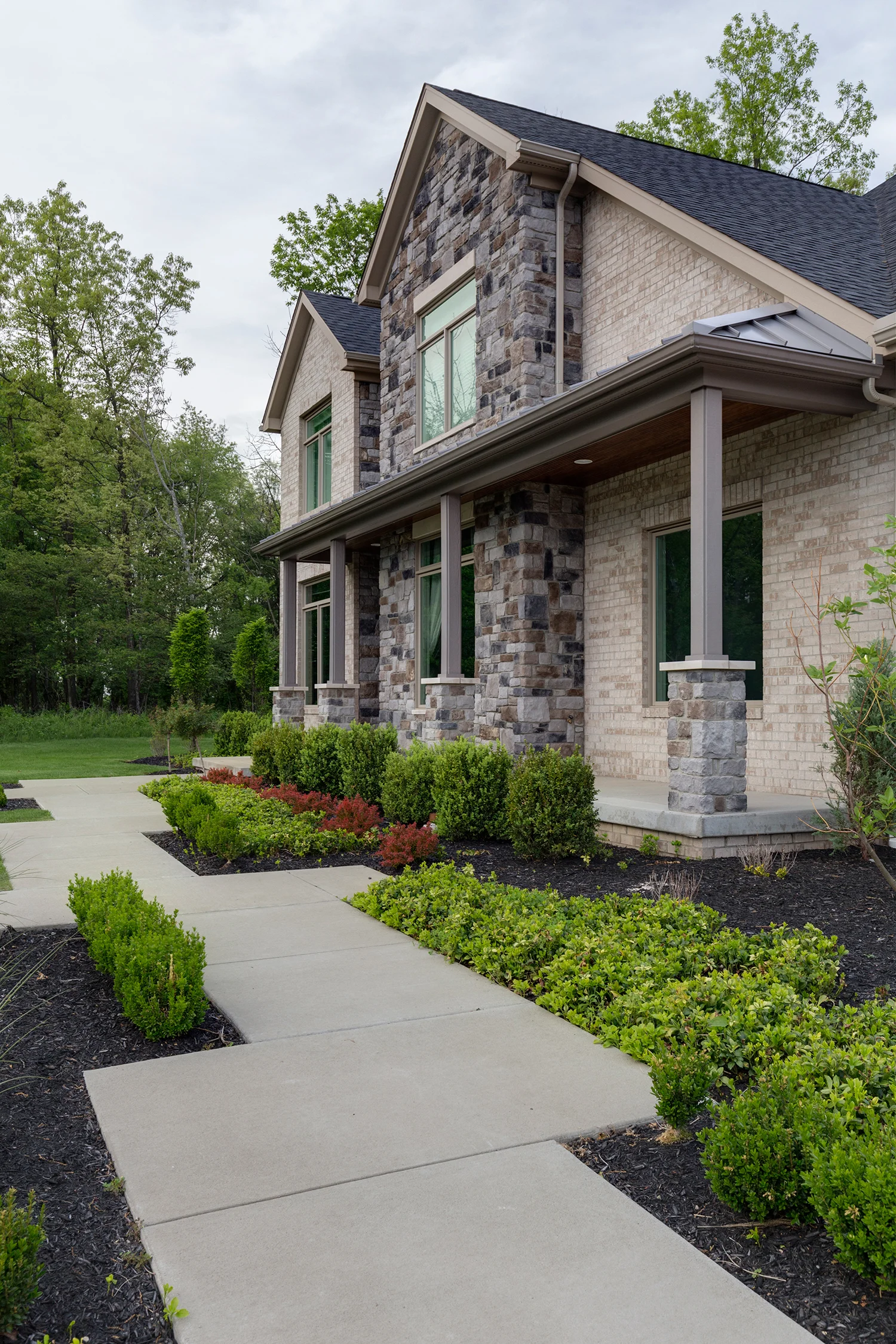 9818-Sumner-Drive-Madia-Homes-0005.jpg
