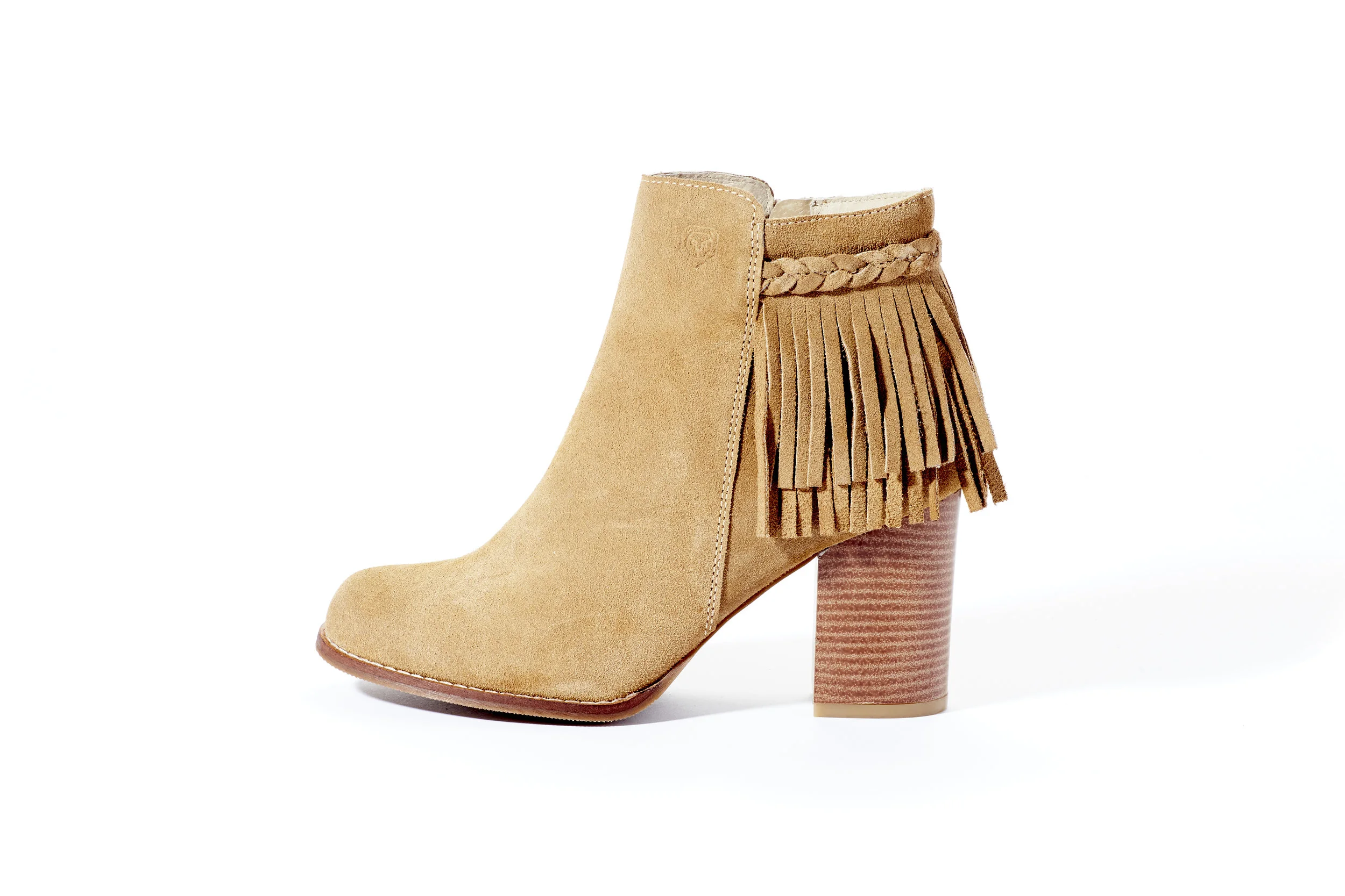 DALAS001-Beige-Velour-061.jpg