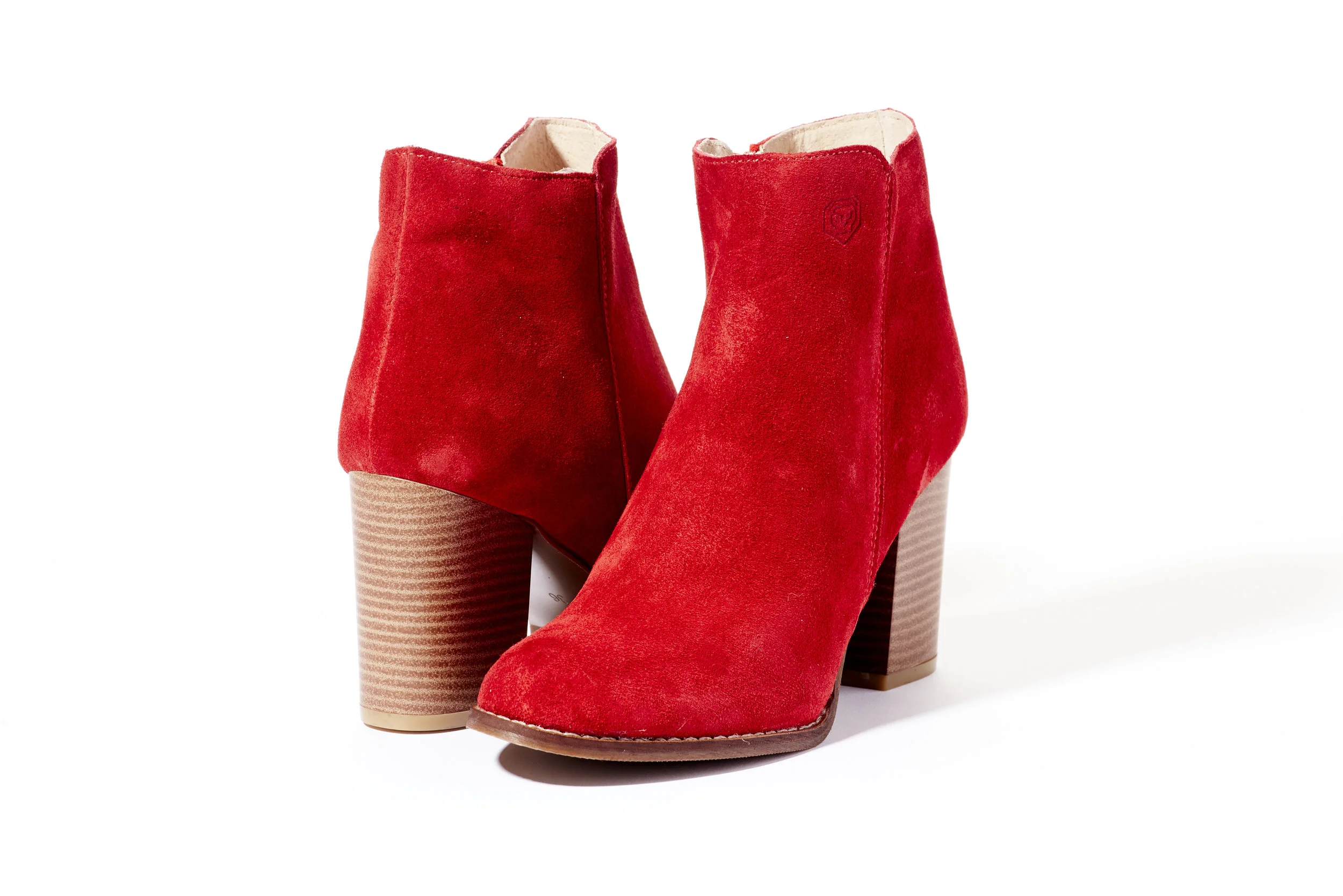 DALAS003-Red Velour-005.jpg