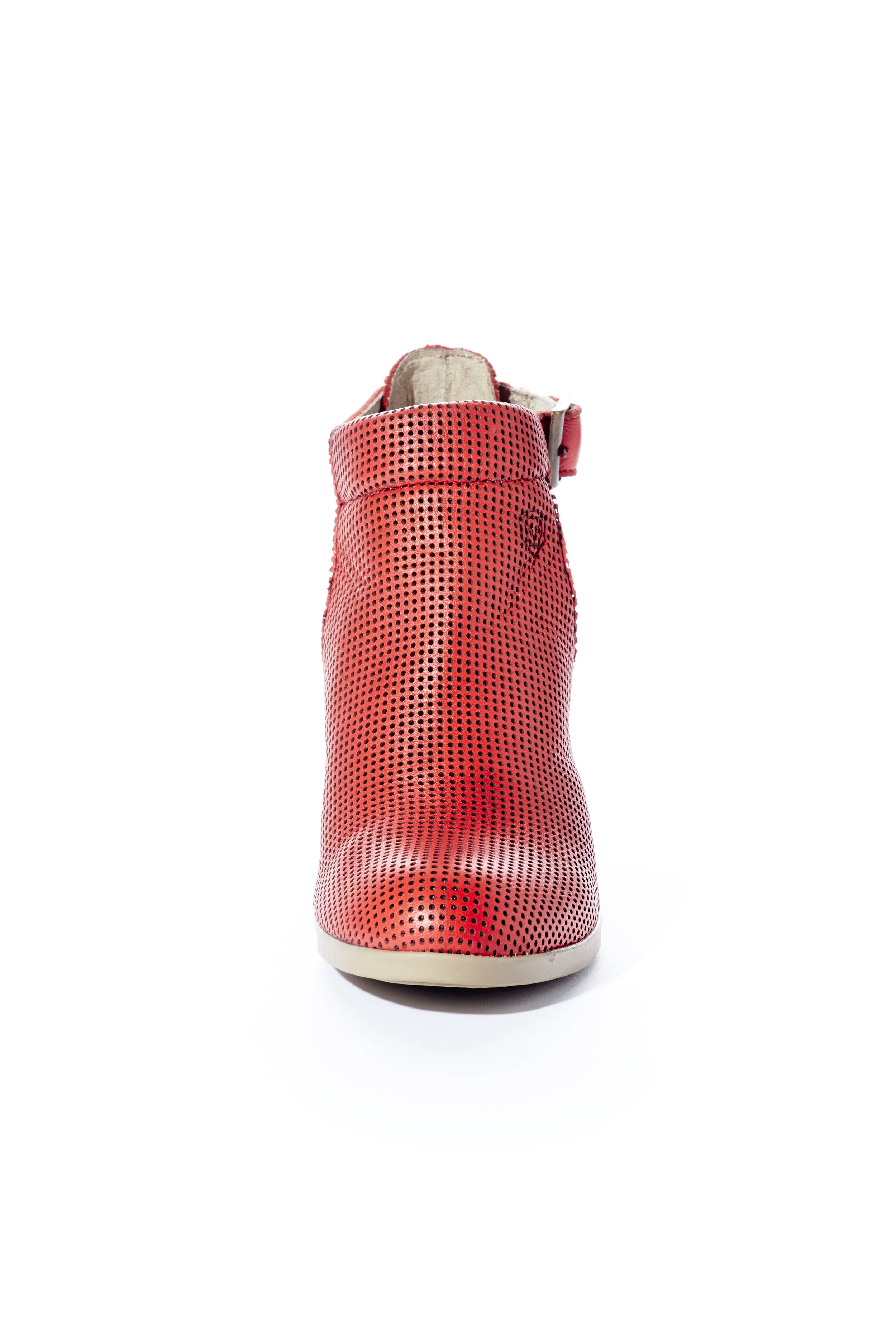 Dalas0013 Red-058.jpg