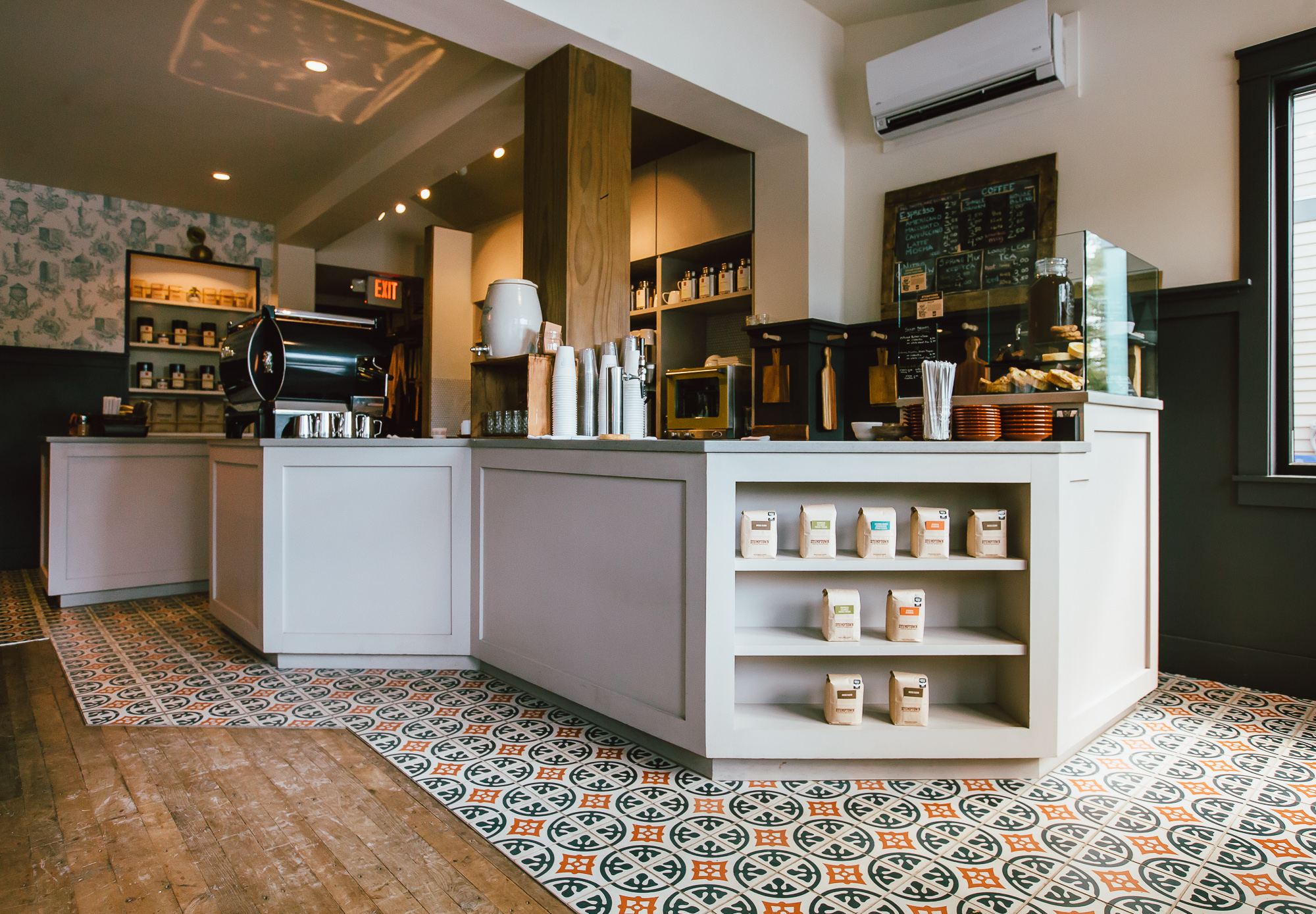 TheShop-016-0104.jpg