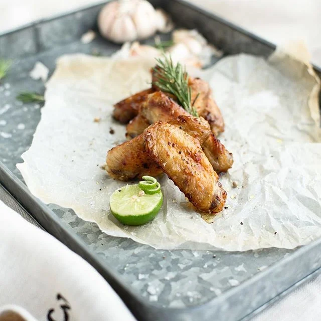 Good old wings for a good Hump Day!
#three3rds #wongchukhang #southsidehk #hk #hongkong #香港 #hkig #홍콩 #aberdeenhk #lunch #foodstagram #topcitybites #hkfoodie #hkfood #foodgasm #foodlover #photooftheday #wings #hongkongfoodblogger#lunch