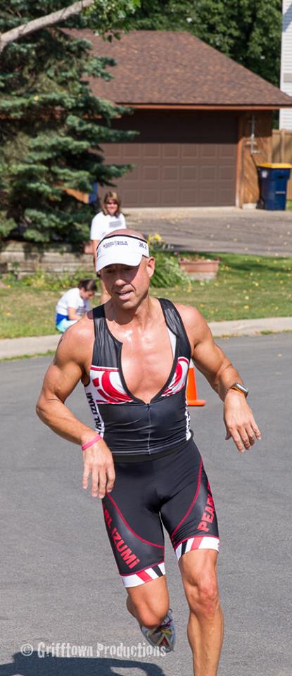 Randall running for a cause